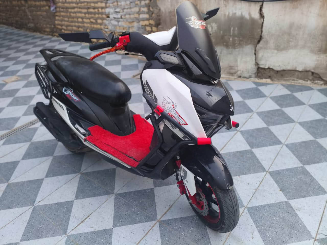 دراجه كوست للبيع موديل ٢٥ السعر ٨٠٠ وبي مجال دراجه نضيفه كلهة شغاله اي نقص ما بيهة  *********** واتساب

