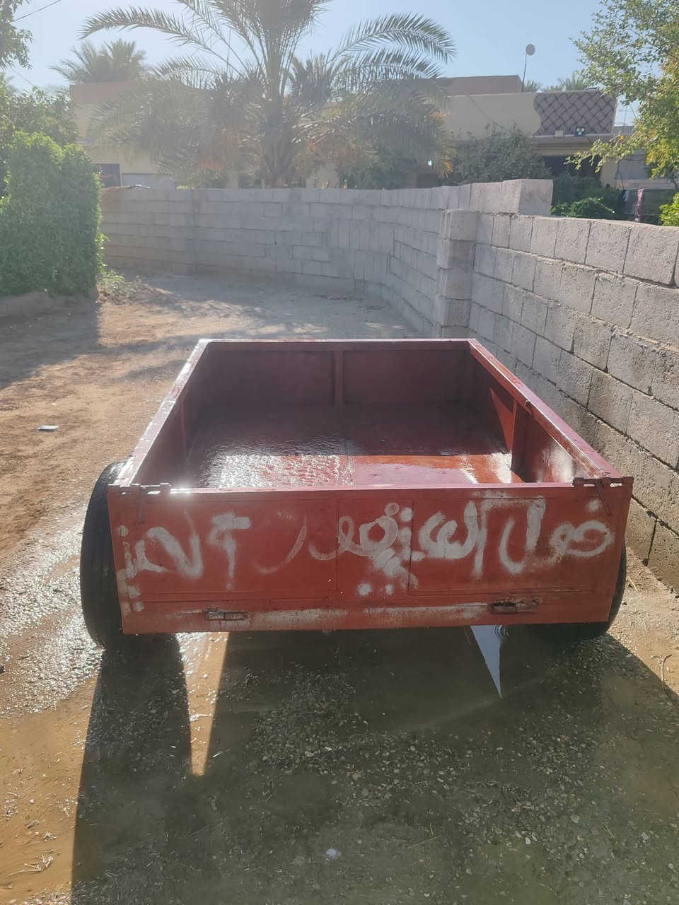 عربانه للبيع نظيفه كلش ترهم على كلشي السعر ٢٥٠ وبيه مجال ***********
