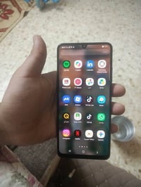 جهاز نظيف بالكيس بعده وبطاريته مفوله السعر خاص.07879775641