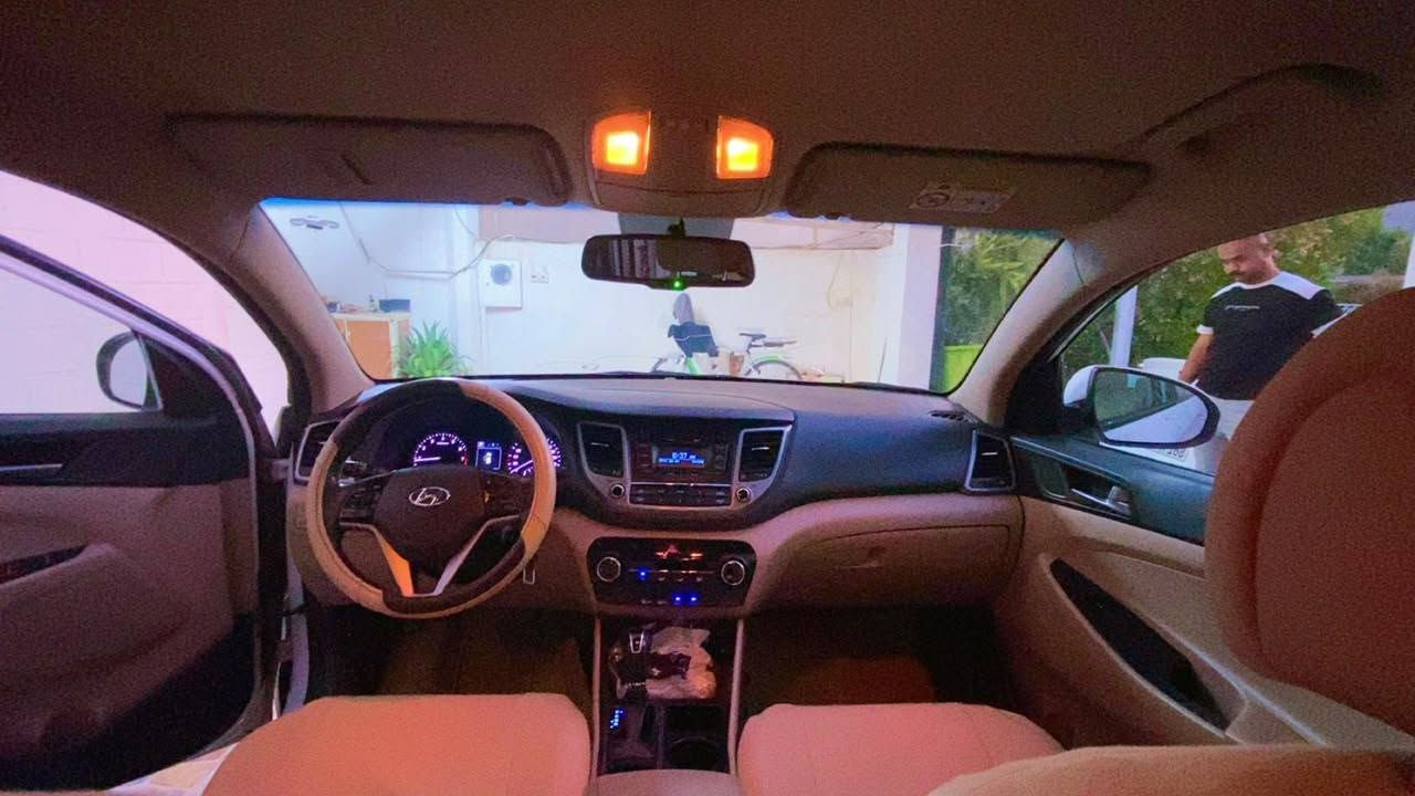🚘 للبيع | هيونداي توسان 🔥

📅 الموديل: 2018
🛣️ الممشى: 127 ألف كم
🇰🇷 المنشأ: كوري
⛽ معاها بطاقة بنزين حاضرة

✨ حالة السيارة:
• كلين تايتل
• بدون أي حادث
• بدون أي ضرر
• تايرات جديدة
• بطارية جديدة
• السيارة جاهزة، ما بيها أي مصروف
• كلشي نظيف ومرتب وجاهزة من كل شي

⭐ المواصفات:
• مرايات شفط
• تحكم ستيرن
• ويل عريض
• كاميرا
• حساسات

📄 السنوية: باسم صديق، مع شرط التحويل.

📍 الموقع: كركوك

📞 رقم صاحب السيارة: ***********

🚘  🇮🇶IRAQ cars 
صفحة متخصصة بإعلانات بيع وشراء السيارات في العراق.

⚠️ تنويه: عراق كارز منصة للإعلانات فقط، وعلى المشتري التأكد من حالة السيارة وأوراقها وفحصها بشكل كامل قبل إتمام عملية الشراء.

🤲 نتمنى التوفيق والرزق للطرفين.
IRAQ cars #سيارات_للبيع
