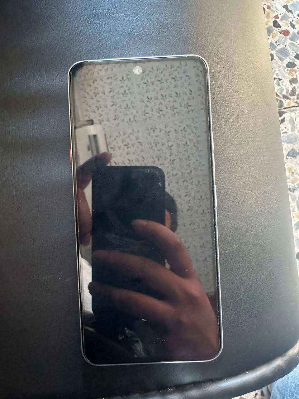 ***********
TECNO CAMON 40 Premier 5G السعر500الف كارت أنه
