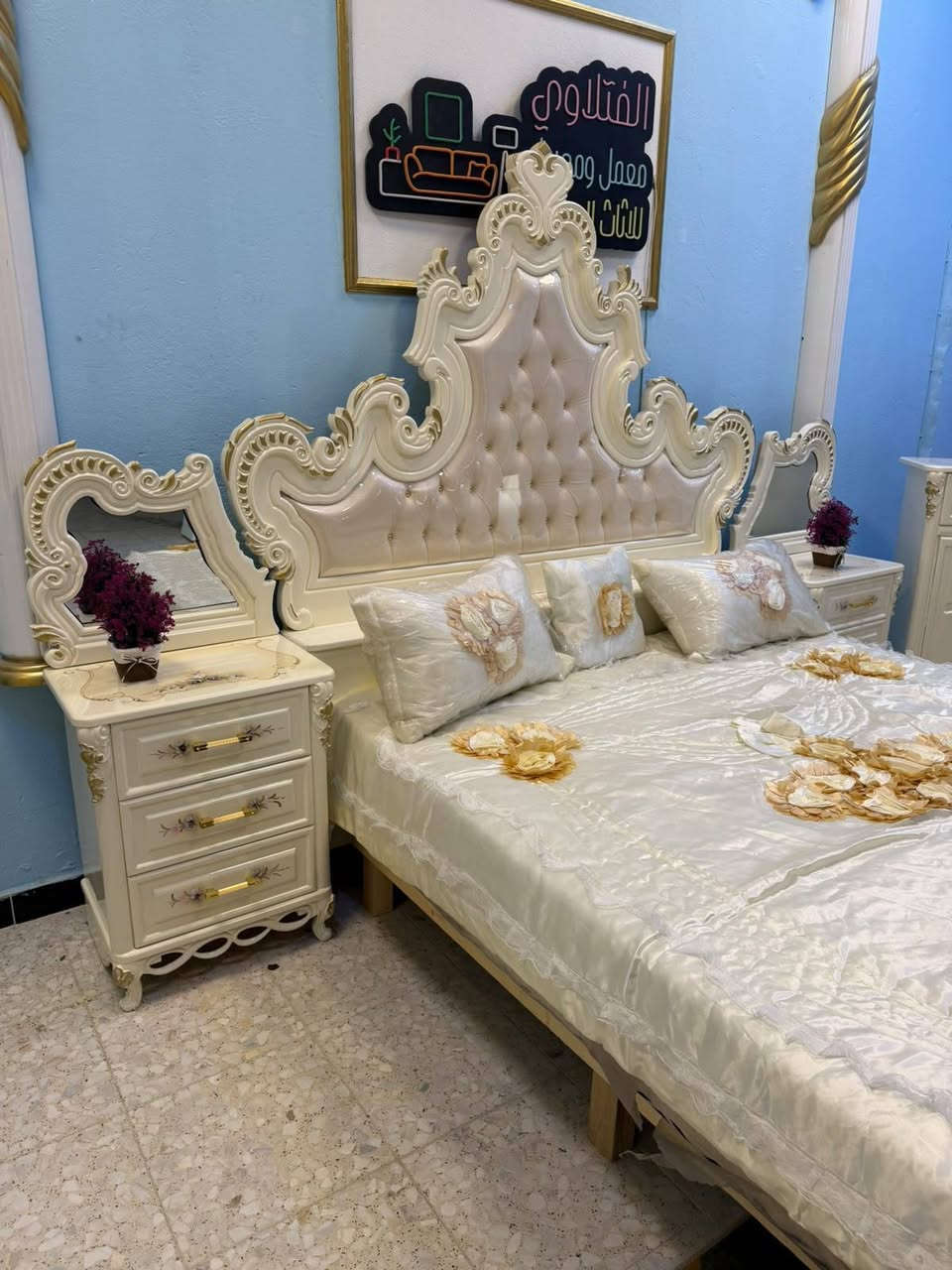 غرف نوم عراقي تصميم تركي 
وجة ان دي ف 6ملم
دخال صاج اربع ملم 
ضهر جرجوبة براقي سهولة شد وافتح سعر 3.400
واصل جميع محافظات العراق العنوان بغداد جديدة خلف جامع سامرائي او للحجز  رقم واتساب ***********
