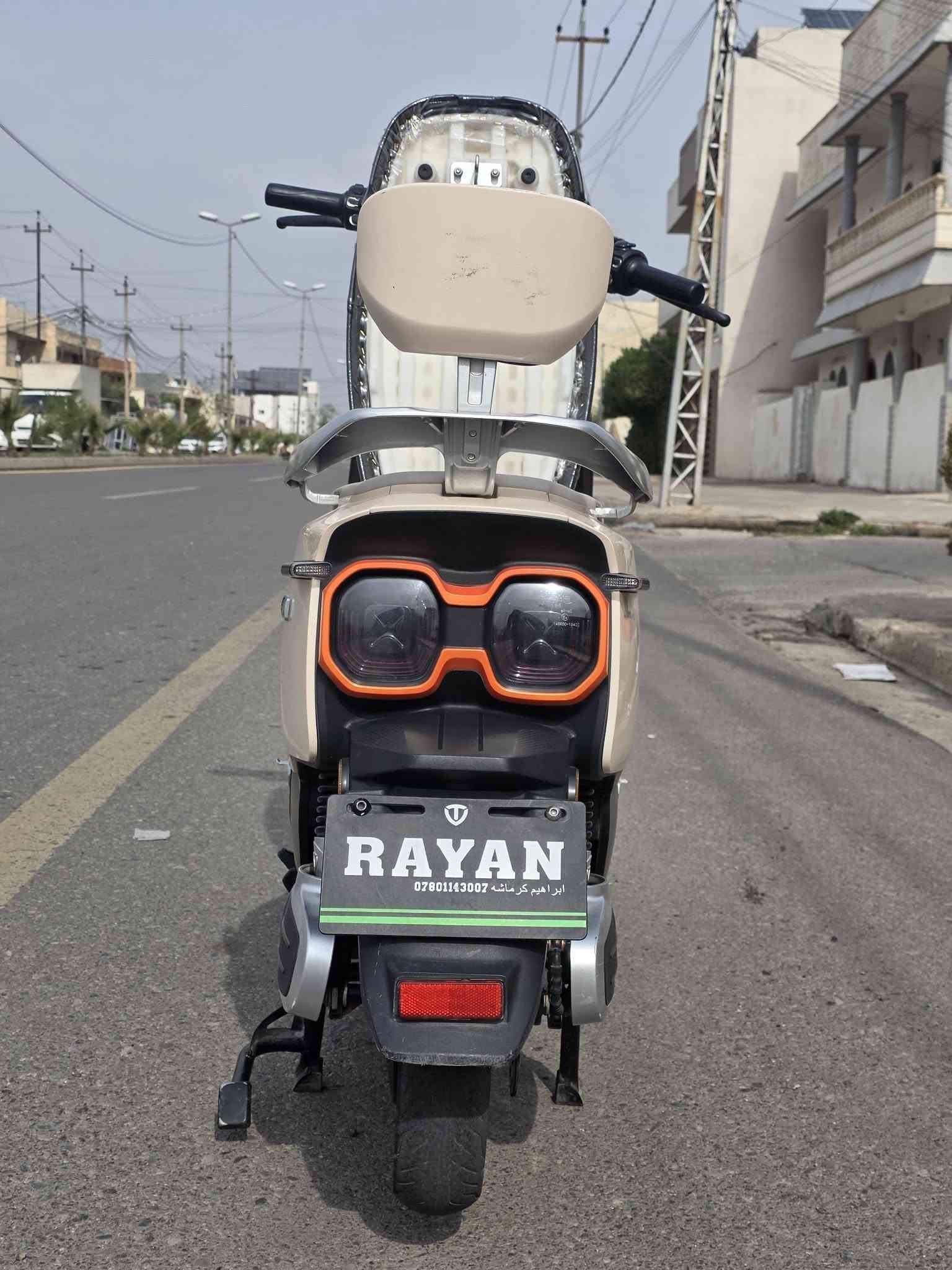 بطاريات نضيفة • بصمة وحدة • مرايات موجودة
