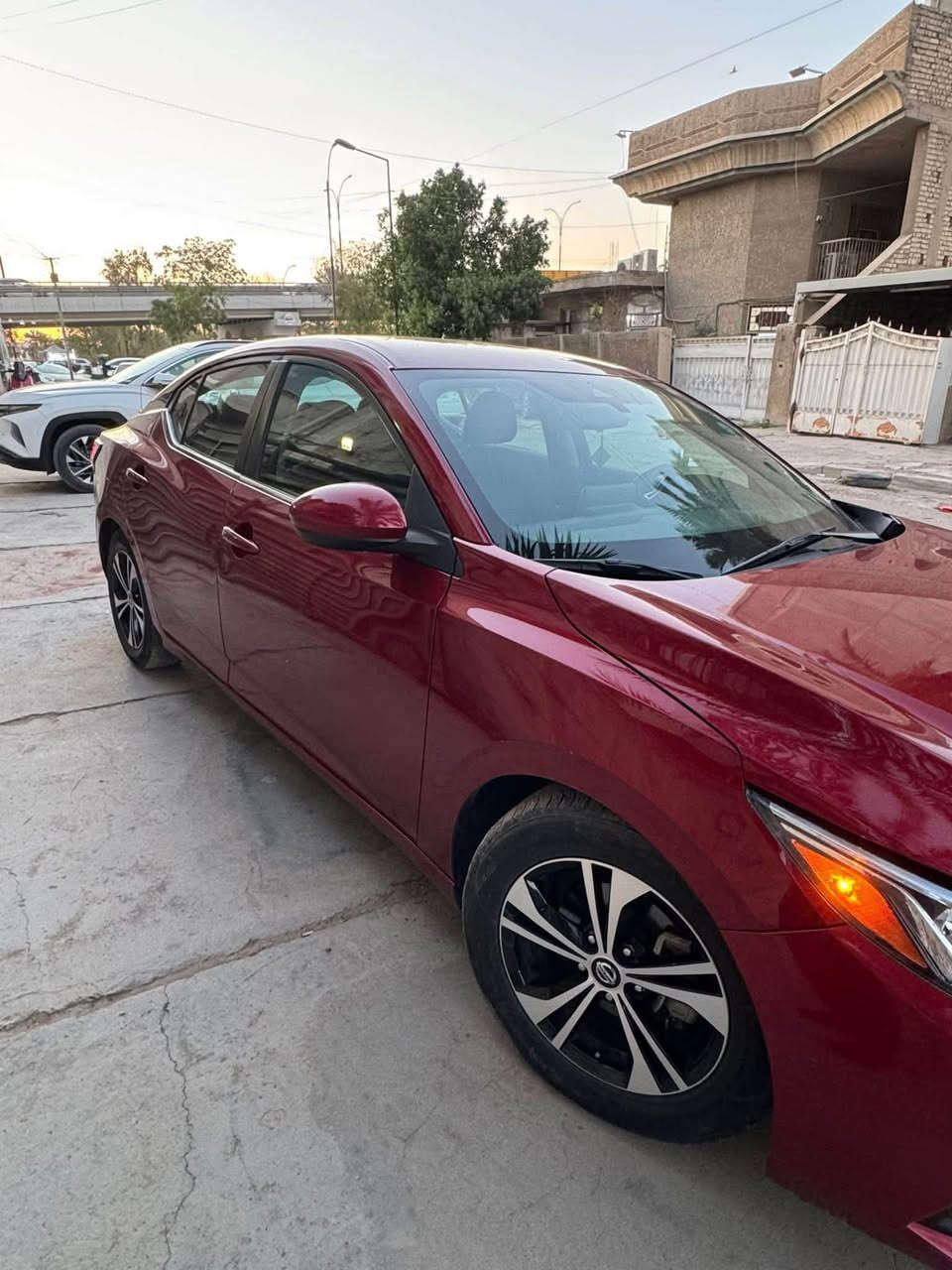 السلام عليكم ..
Nissan sentra sv 2021 للبيع
مواصفات: 
رادار امامي 
حساسات امامية وخلفية وبلمري 
كاميرا خلفية ، ،تشغيل عن بعد ، باقي المواصفات معروفة 
ضرر السيارة دعامية واصبعين من البنيد فقط كما موضح بلصور السيارة بدون صبغ 
مكان السيارة بغداد
السعر: 123$ قفل
 للتواصل : ***********

