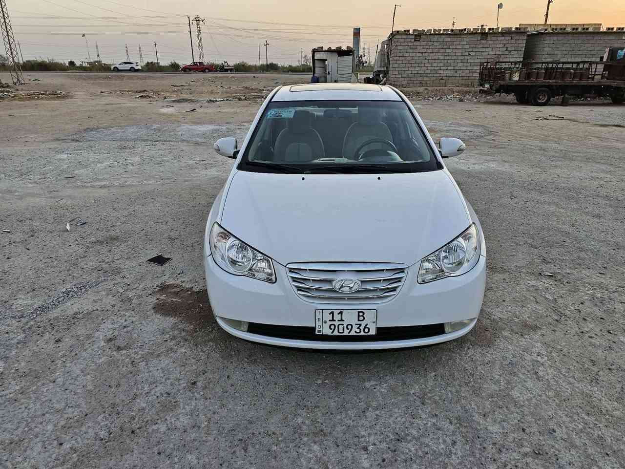 النترا صابونه
خليجي ٢٠١١ رقم بغداد  جديده ع وضع الشركه 
محرك ٢٠٠٠ دوش 
فتحه سقف 
تحكم استيرن جهتين 
شاشه كامره 
تبريد ثلج 
فول موصفات 
كفاله من الفتح والضربه والتبديل بيه صبغ داير الجاملغ الامامي وهلال خلفي شرط الفحص والسونار 
***********
