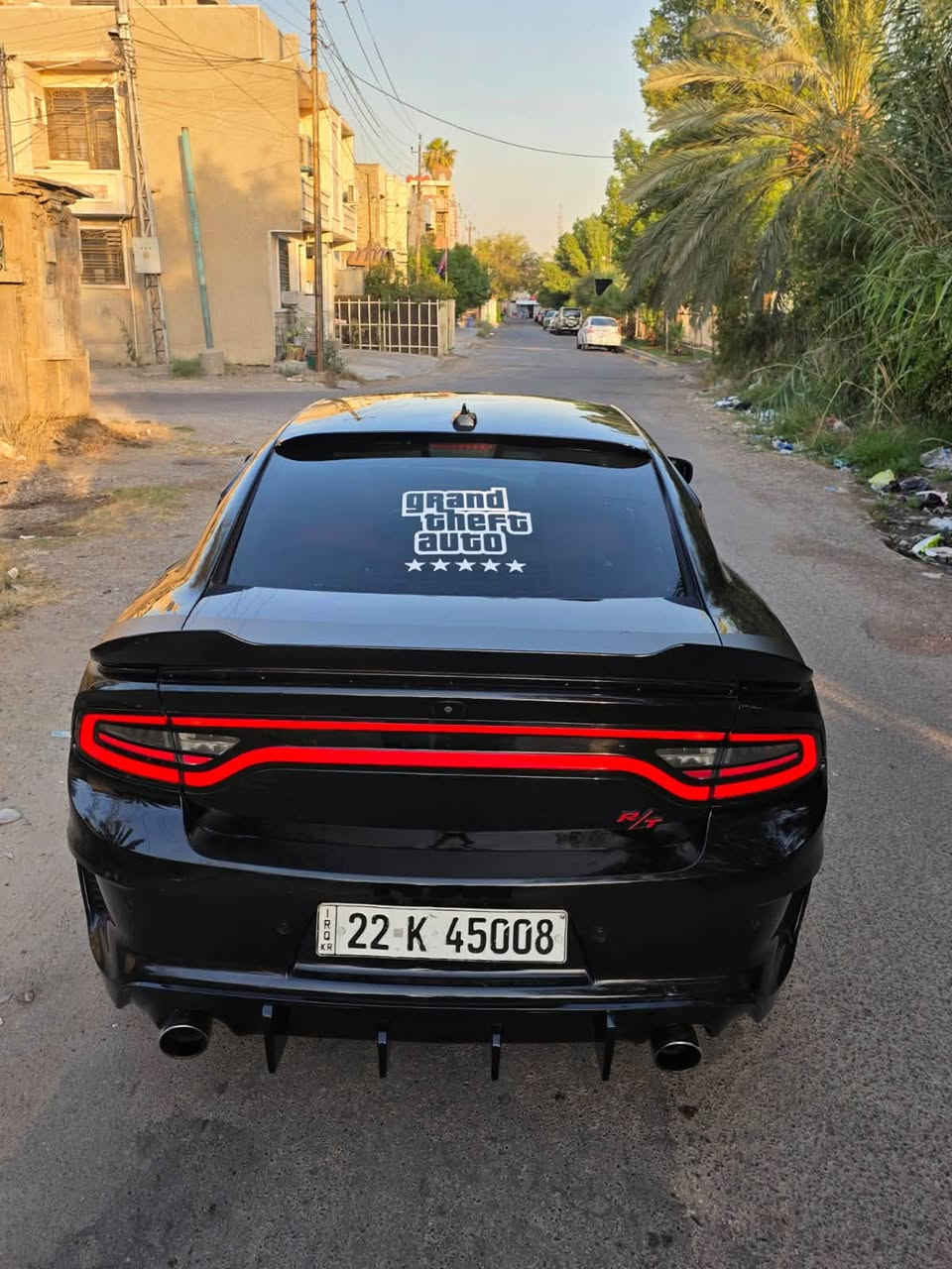 سلام عليكم
جارجر ار تي
Charger R/T
مواصفات Dodge Charger R/T 2016 5.7 HEMI:

* 🛠️ المحرك: V8 HEMI سعة 5.7 

* مبرمجة (ECU Tune)
* شوته رياضية /
* صوت V8 أعلى وأوضح من الوكالة
* استجابة دعسة أفضل بسبب البرمجة والتعديل
* Widebody — بدي عريض
*     شكل رياضي وعدواني أكثر 🦁🔥
* بيه شفتات ستيرن ودركه اس ار تي كاربون 
* داخل كاربون فايبر 
* وبيه بوابه صوت تفتح وتنسد  لصالنصه 
* بالريمونت 
* منضومه زنون فول لايت 
* منضومه تبريد جديده 
* برمجه شاشه وسطيه اس ار تي 
* باتري جديد 
* صدر جديد 
* ادامه لمحرك كامله 
* فيت بم جديد 
* ______________________________________
* الحادث ⬇️
* سياره حادثه جاملغ وباب سايق ودوسه الجوه 
وبنيد محدث ابو الفتحات 
* سياره نصبتها احلى من صور 
* العنوان بغداد البنوك 
* رقم الهاتف 
* ***********
* رقم هاتف 
* ***********
* السعر ⬇️
162 وبيه مجال

