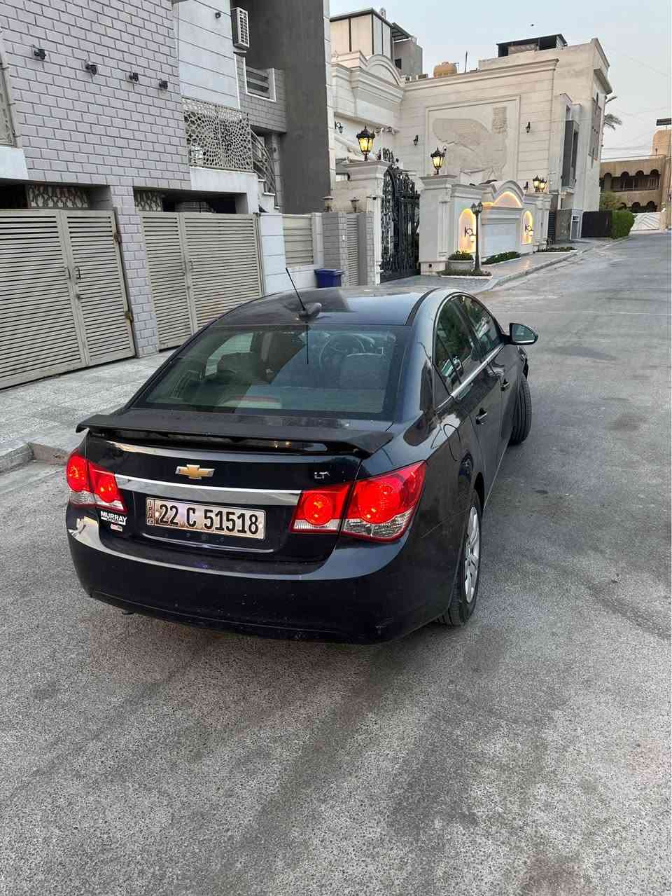 سيارة كروز موديل ٢٠١٦ تفاصيلهة:
مكينة جديدة ماشيه ٢٠ الف كيلو
صدر جديد
لايتات جدد
فيتبم جديد
تايرات العام بدلتهم
سلف جديد
تدفئة وتبريد
جامة امامية جديدة

عيبهة طخة بسيطة بالجاملغ عكس السايق مثل ما موضح بالصورة
السيارة جاهزة للهزة وعندي وكالة عامه
السعر 78$
*********** بغداد, العراق
