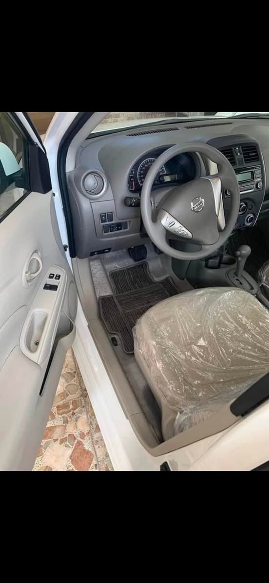 السلام عليكم
للبيع نيسان سني هندي موديل 22 رقم بغداد بسمي تحويل مباشر 
ماشيه 39 الف حقيقي استخدم شخصي السياره برغي ممفتوح بيه 
السياره كفاله من الصبغ والتبديل
بيه ثلاث اماكن بارد فقط 
العنوان بغداد الصليخ 
اتصال 📞 ***********
