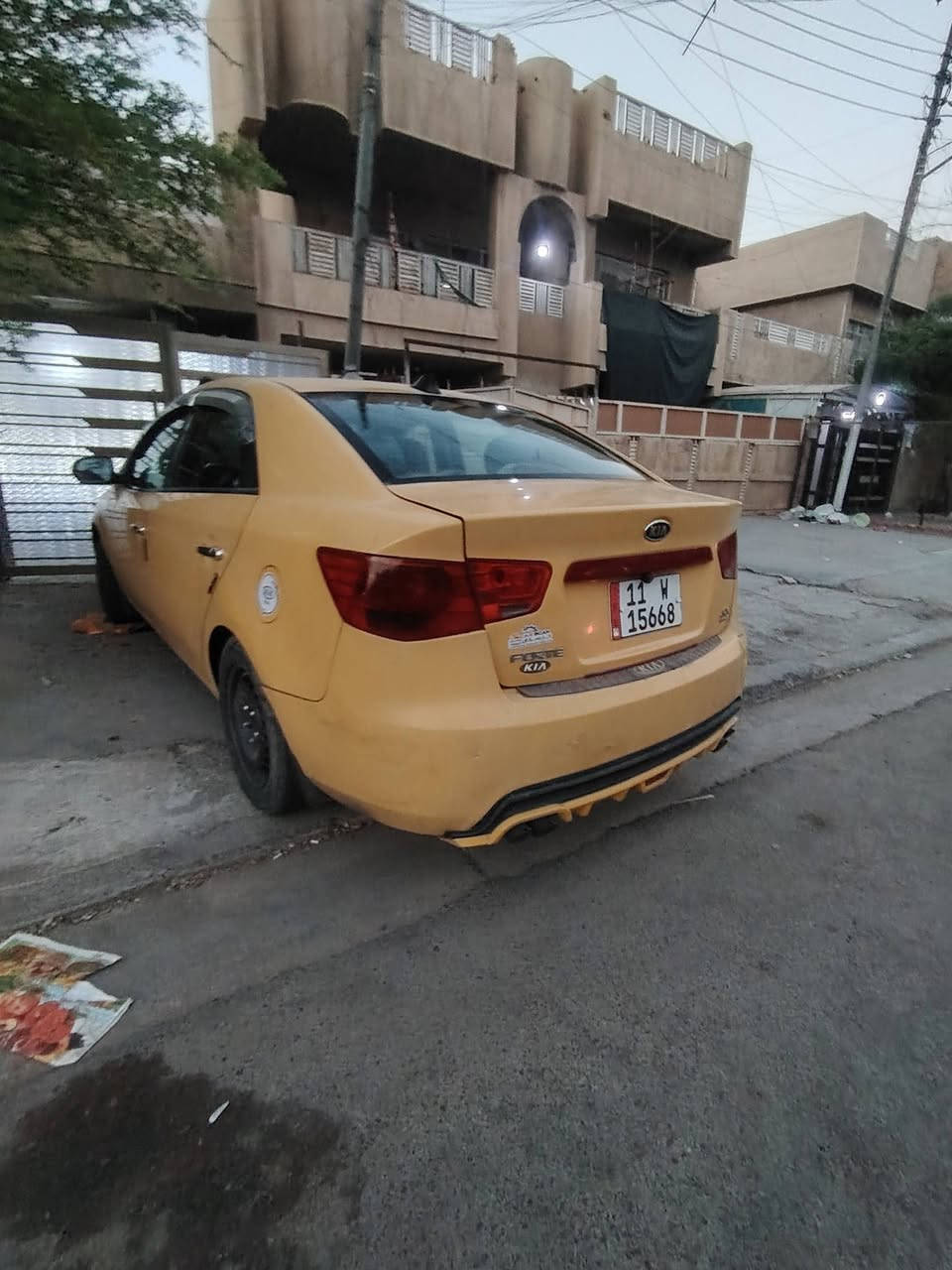 السلام عليكم سياره فورتي موديل ١٣ سياره رقم بغداد انكليزي التبريد ثلج خير من الله السعر ٧٠ورقه وبيهه مجال بسيط الرقم والاستفسار *********** ماشيه السياره ١٦٠ الف
