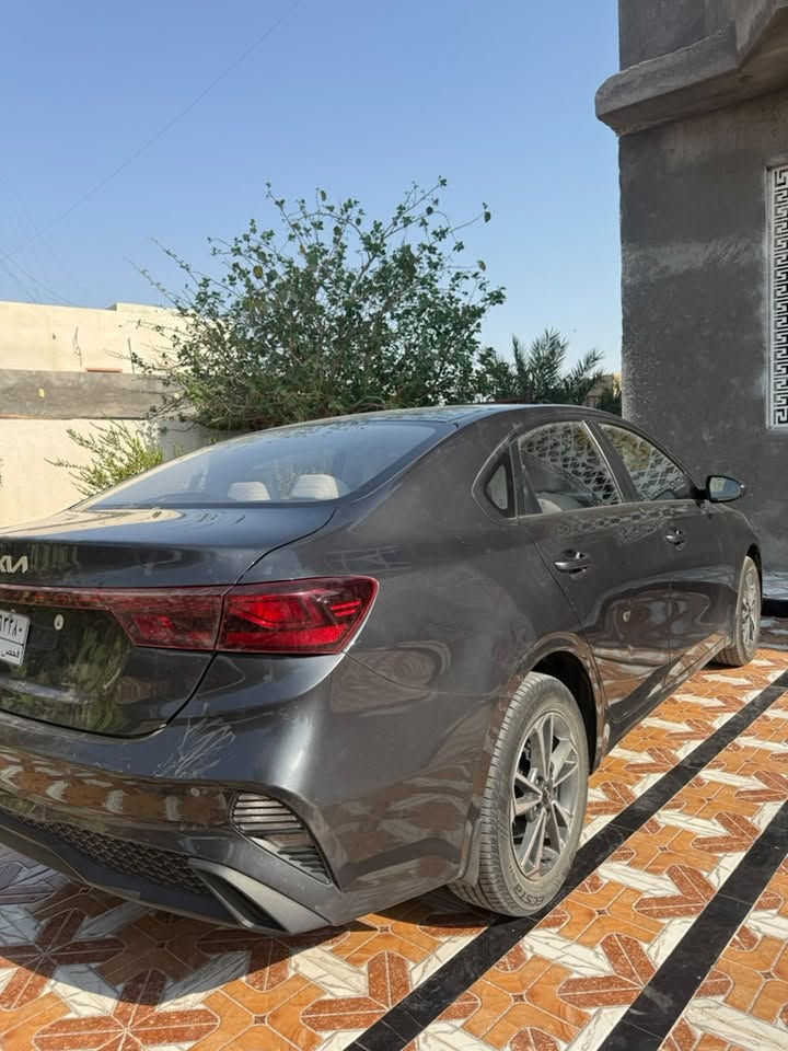 سلام عليكم....
سيراتو موديل 24خليجي رقم شهداء مثنى اسويلك وكاله عامه. موصفات حساس خلفي تبريد قطعتين ويل كب دواخل لونين محرك 1600 دخول جديد استيراد الكويت مكفوله كفاله عامه السونار مرفق مع الصور مكان سياره سماوه سعر 158 وبيها مجال *********** للاستفسار اتصال او واتساب
