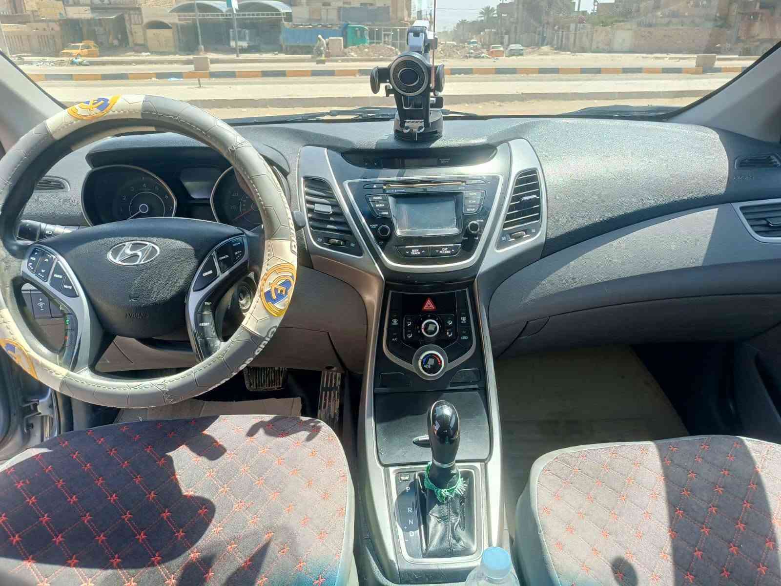 موديل 16 امريكي مكينه 1800دوش رقم بغداد انكليزي باسم رجال
***********
رقم صاحب سياره

رقم بغداد
