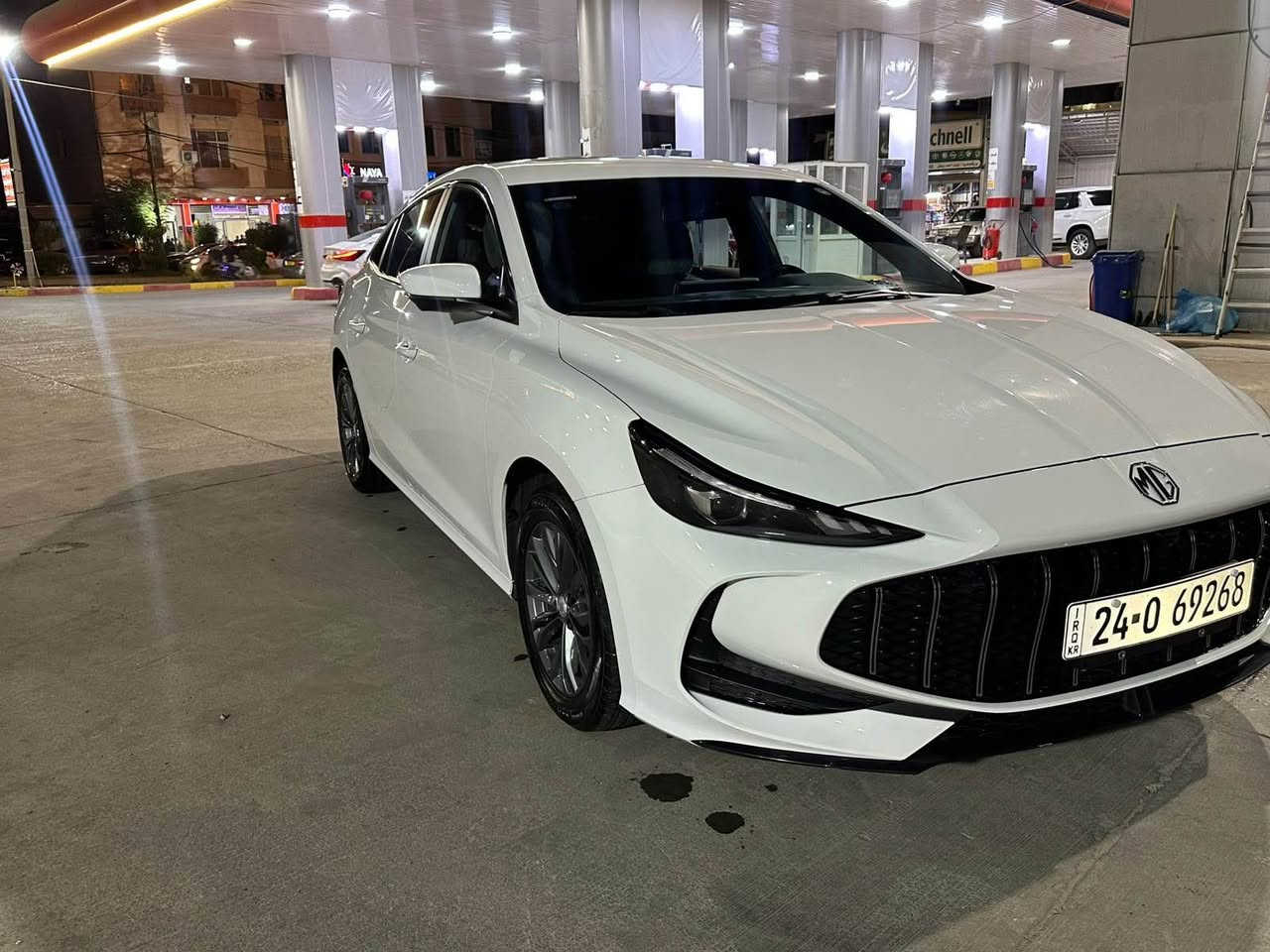 -فول مواصفات سلايت
-بدون دعم بدون ايرباك 
-كلش نضيف 
-ماشي 24,000 KM
-دهوك
-سعر 125$ بيهه مجال
-*********** دهوك, العراق
