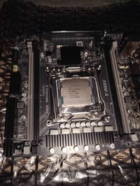 مذربورد X99 • Xeon 2680 • جديد