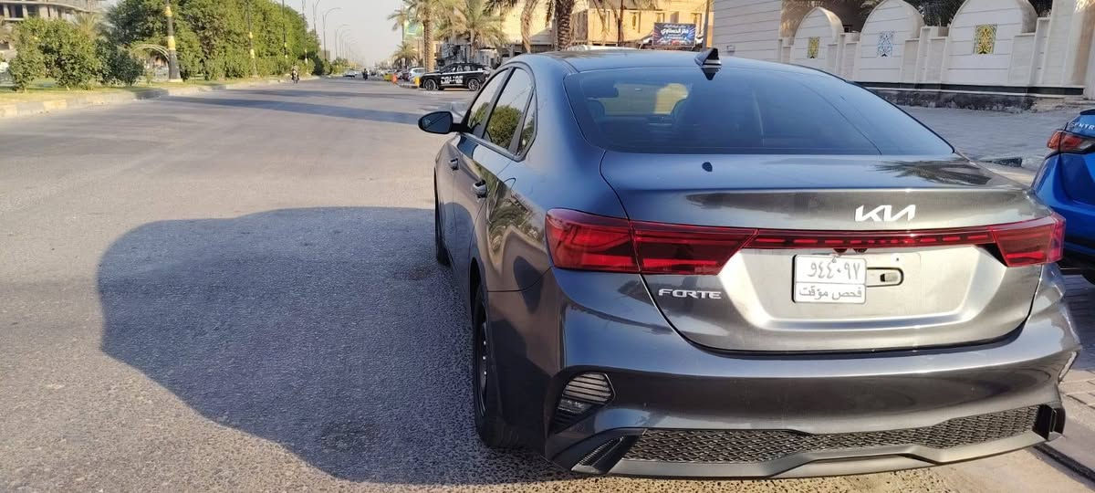 السلام عليكم
كيا فورتي موديل 2024
رقم كربلاء شهداء وكاله عامه وارد امريكي
كفاله عامه من الصبغ والتبديل والكير والمكينه والتبريد والحداديه والايرباكات كلها سليمه
مكان السياره كربلاء 
السعر 138 وبيها مجال بسيط
***********
