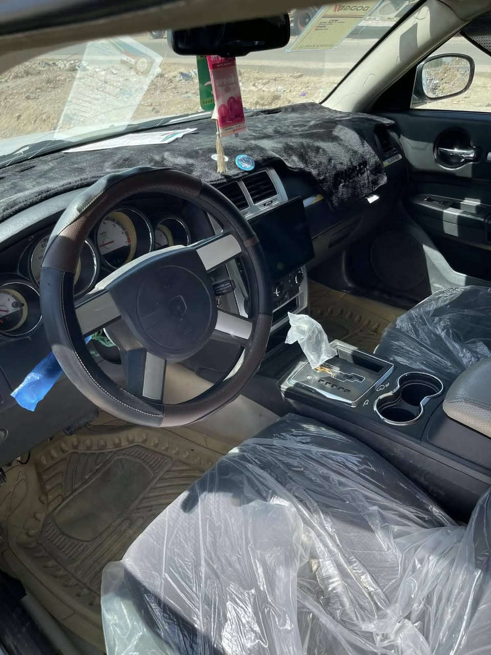 سلام عليكم جارجر موديل 10 خليجي مكفوله
بس باب مصبوغ 

سياره جاهزه كير مكينه حداديه 

تبريد تخم تاير دواخل كارتون 

رقمه بغداد بسمي تحويل ثاني يوم 

مكاني ذي قار الشطره 

الخاص مفتوح

***********

