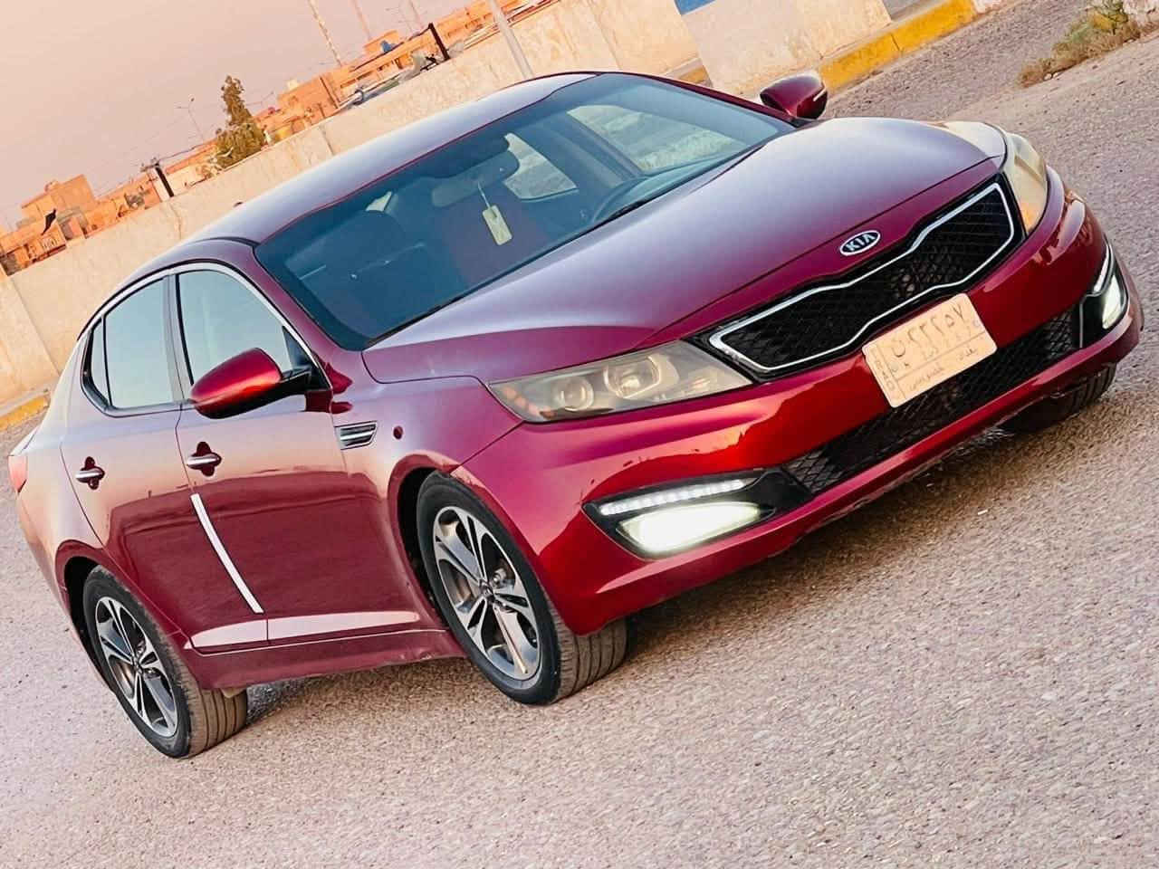 السلام عليكم 
اوبتما امريكي 2013للبيع 
محرك 2000تيربو
تبريد قطعتين 
بصمه تشغيل وابواب وصندوك
شاشه ايباد 
اشاير بالمري 
شفتات ستيرن 
كشن كهرباء 
مشروع وطني 
***********
