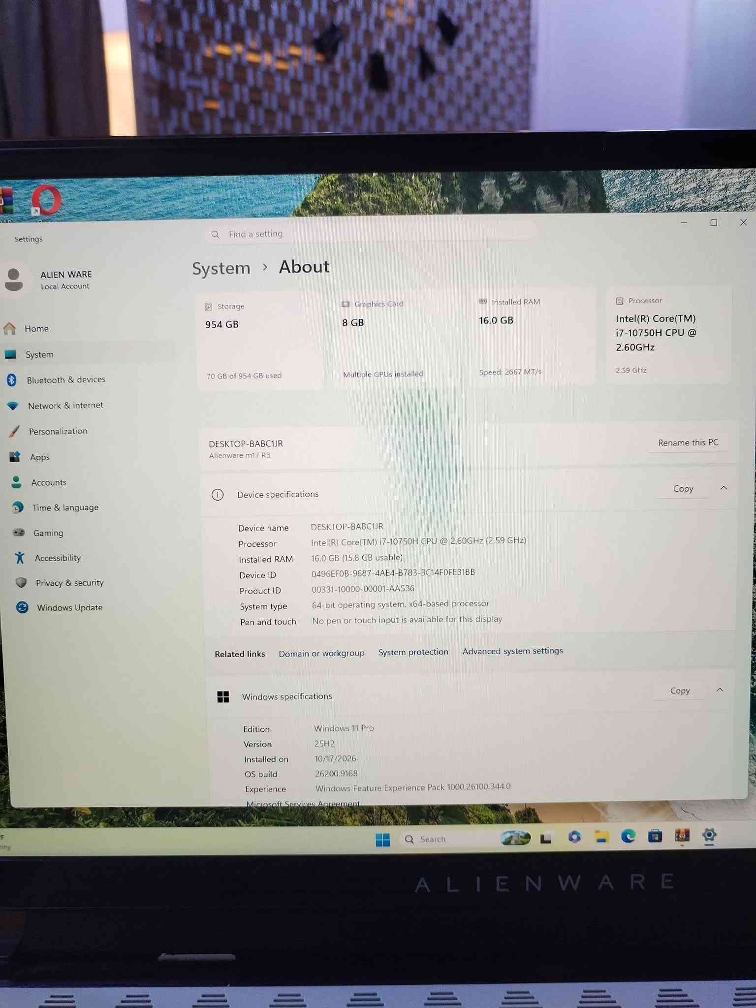 Alienware m17 • ٢٠٧٠ سوبر • i7 جيل 10