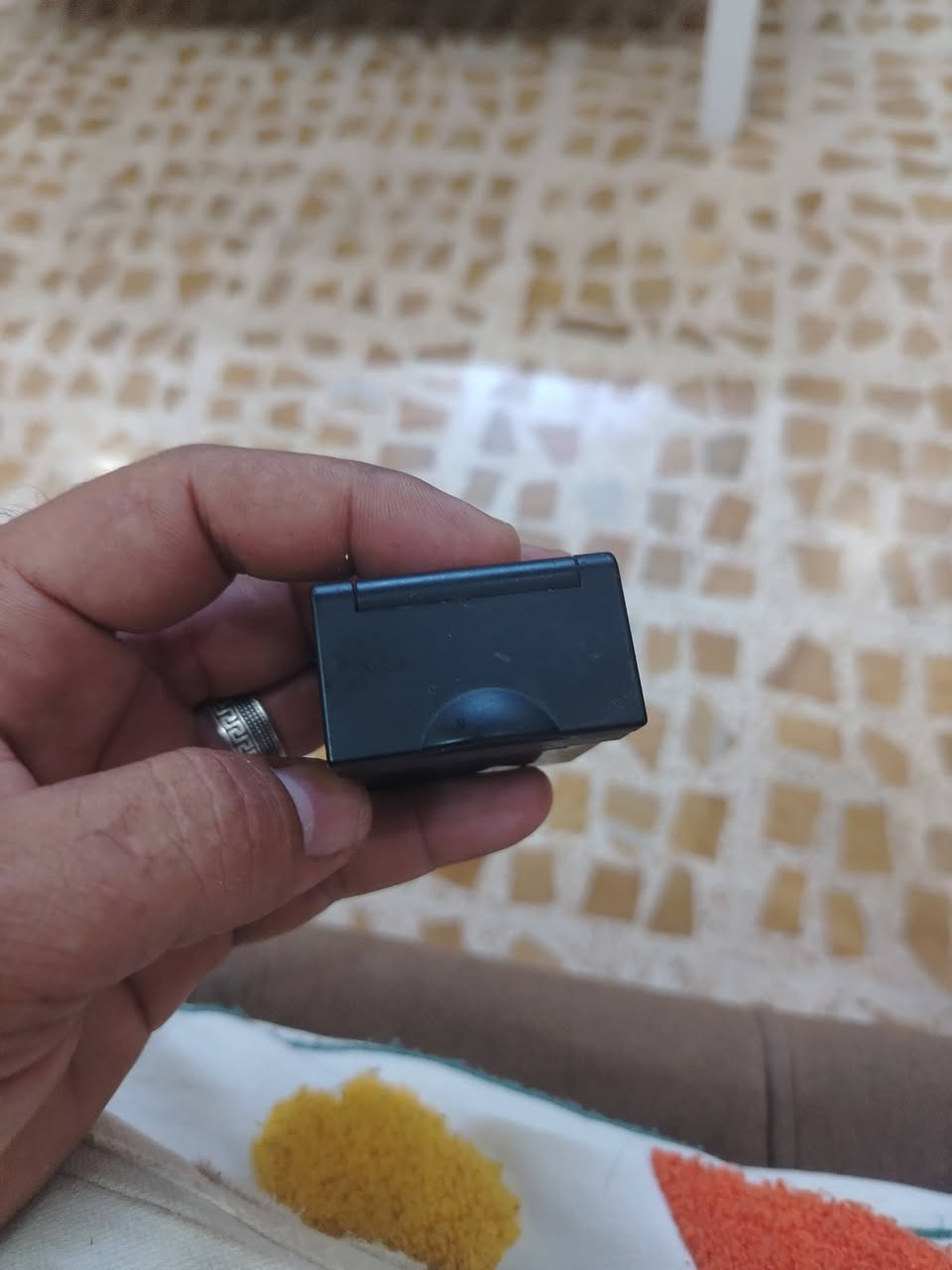 عندي هاي القطعه اوكس ويواس بي النترا مظلع اصليه تكعد عالفيشه للبيع مكاني موصل أيسر سعرها ٢٥ الف ***********
