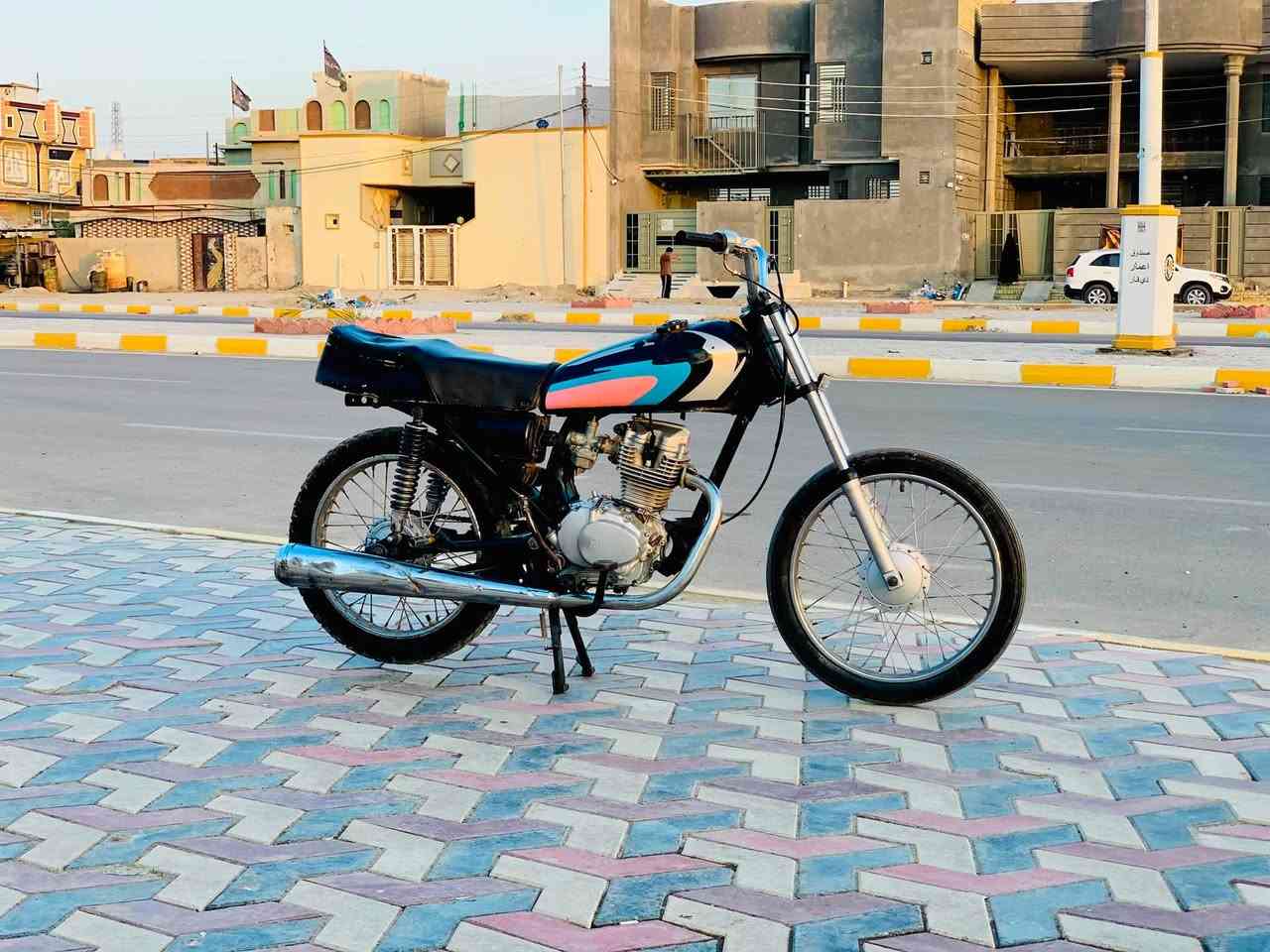نامه مديل 23 كلك دراجه نضيفه وجاهزه ما بيها نقص مكفوله سعر 350 وبيها مجال بسيط  ***********
