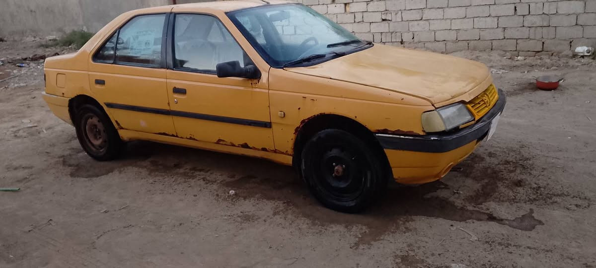 سلام عليكم بيجو روا للبيع مصفره هيه الغرامات مكينه كير مضيفات حداديه نضيفه تأثيرات انضاف مكاني ديوانيه قضاء الشاميه بيع10 اوامراوس حسب القناعه تحويل مباشر *********** السعر 10 ايش عندكم راوس نزل
