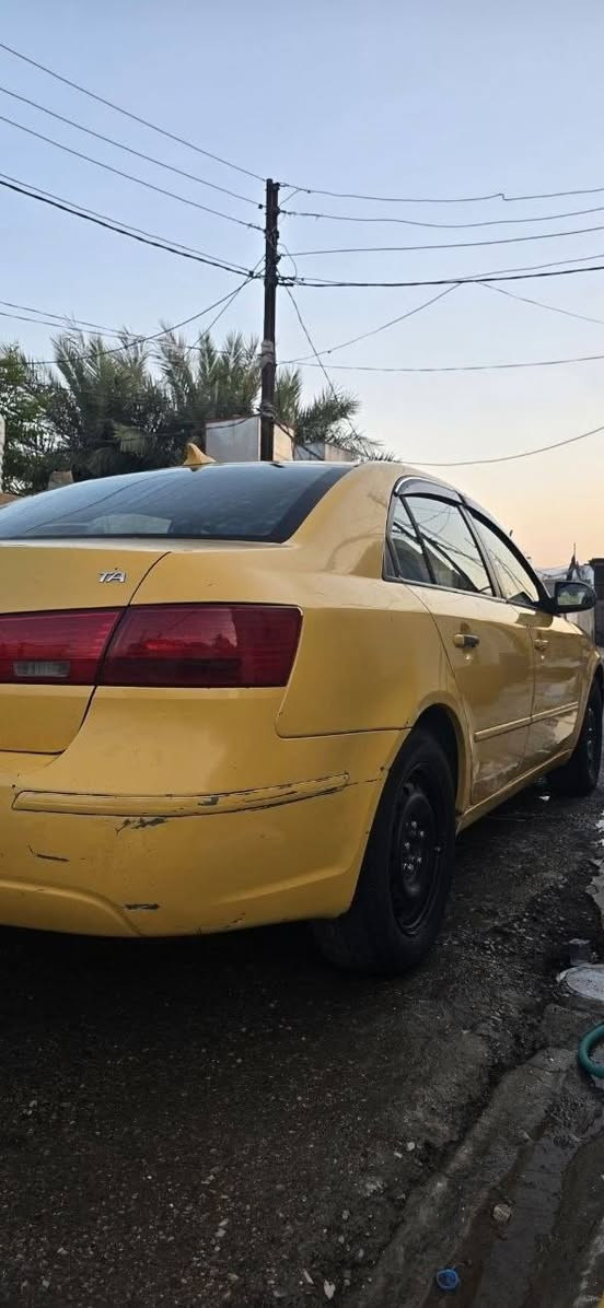 سلام عليكم للبيع  سوناتا  ٢٠٠٩ وارد أمريكي داخل بيجي مكينة ٢٤٠٠ كاملة رقم ديالى  ضرههة راس لجاملغ لامامي جهة اليمنة ماملة من اي نقص تحويل مباشر للإستفسار 
***********       / ***********
