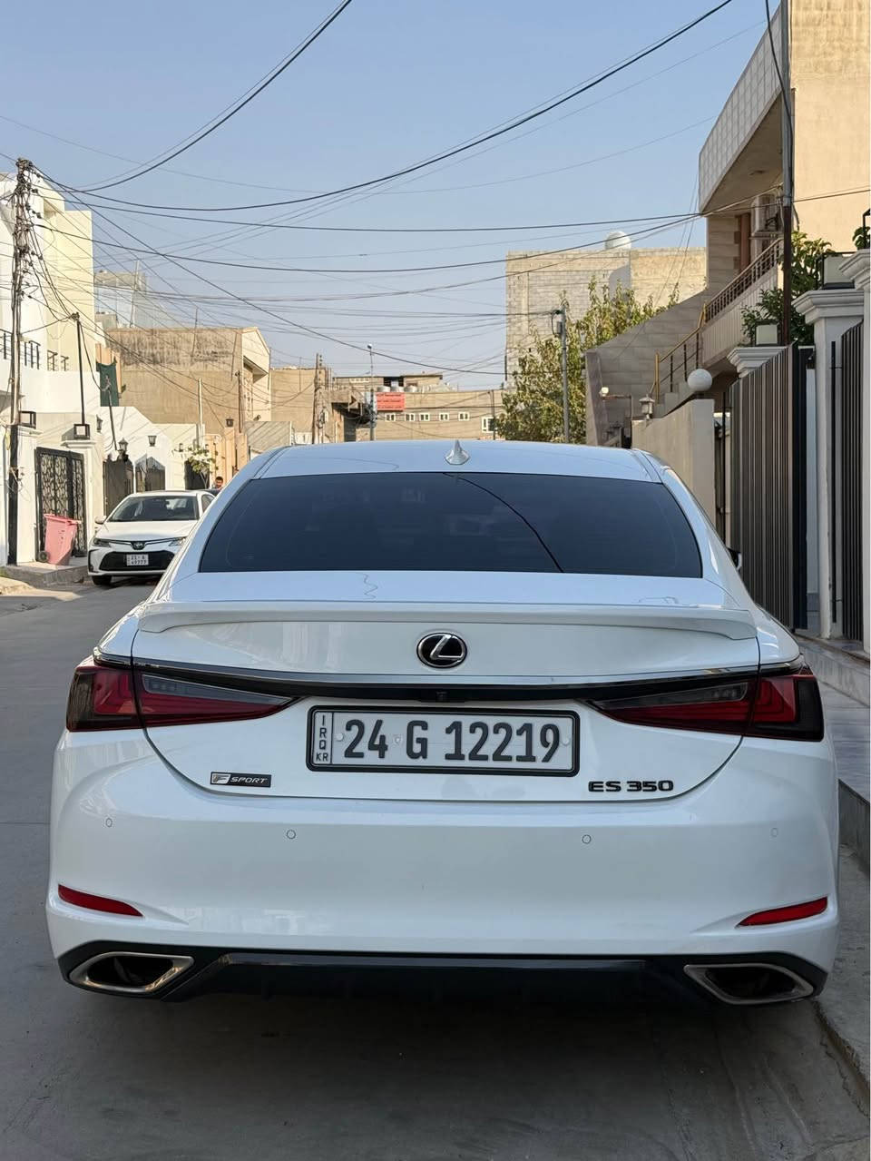 Lexus es350 v6 F sport 2019 
فوول مواسەفات لە مۆدێلی خۆی 
بێ سبوغە بەس یەک تەعدیلی هەیە و بۆنیتی سبوغ ئەستورە 
یەک دینار مەسروفی تێدانیە ١٣٨ هەزار کیلۆ ڕۆییە
ڕاداری ئاوێنە 
ڕاداری پشتی
ڕاداری خەتی جادە 
ئۆتۆ فول
حەساسی پێش 
حەساسی پاش 
کوشن سار 
کوشن گەرم
پەردەی دواوە
سوکان هیتەر
تەبرید مەرکەزی 
گێج جولاو 
گێج کامل ئەلیکترۆنی 
لایت دەسوڕێ لەگەر سوکان 
سلاید 
ئیکۆ-نۆڕماڵ-کۆمفۆرت-سپۆڕت-سپۆڕت پڵاس
لیگزز لەمە جوانتر لە مۆدێلی خۆی زۆر کەمە وە سەیارەکە زۆۆۆر جوانە لە ڕەسم چەند جوانە لە واقیع دەهێندە جوانترە 
ئەوەی ویستی با تەلەفون بکا 
***********
***********
واتسئاپ أربيل, العراق
