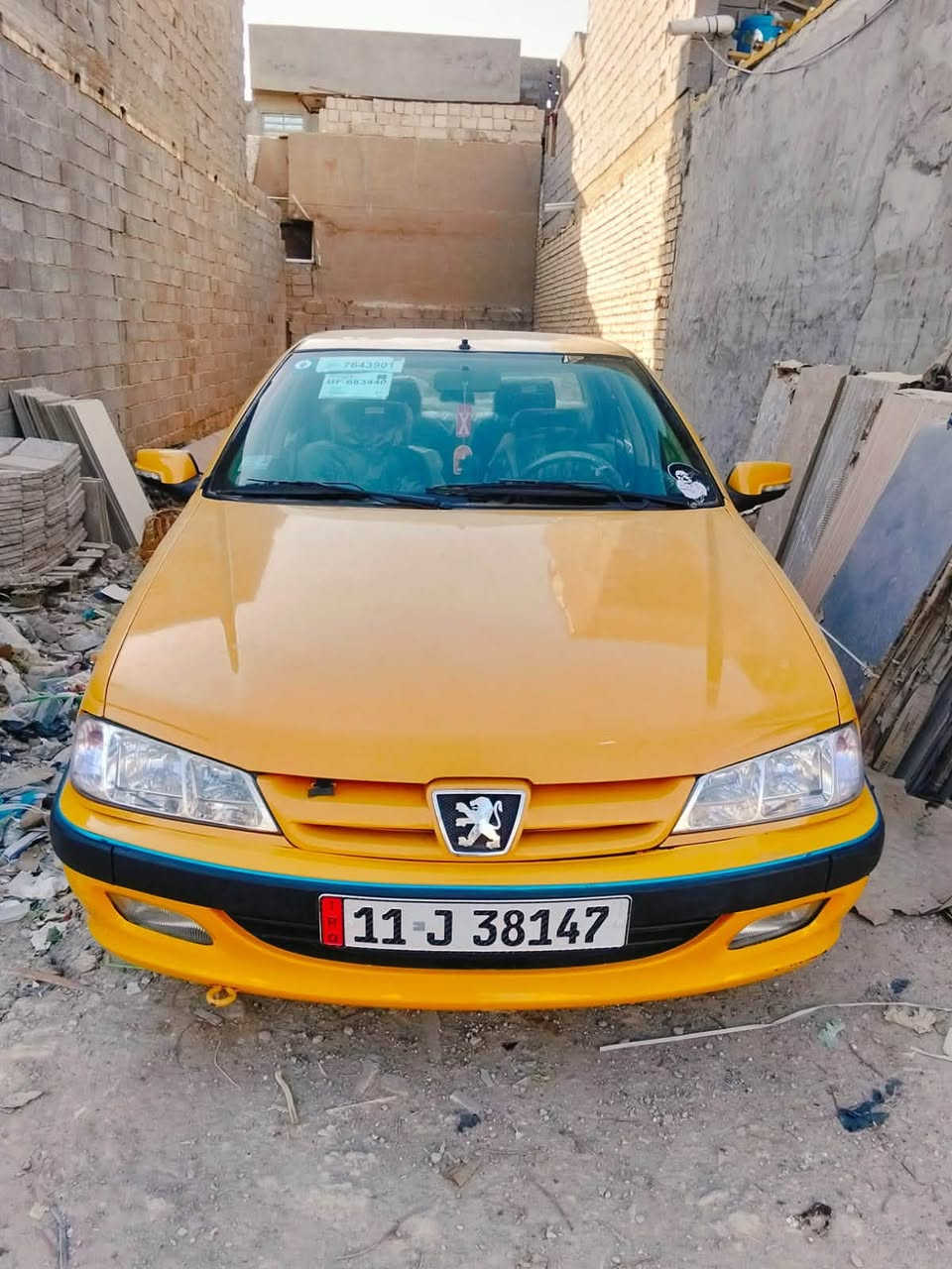 بيجو بارص موديل 2015 مكفولة من الضربة بيها ملاحظات مصبوغة بسيطة كير مكينة مكفولات مكانها حي البساتين 
***********
