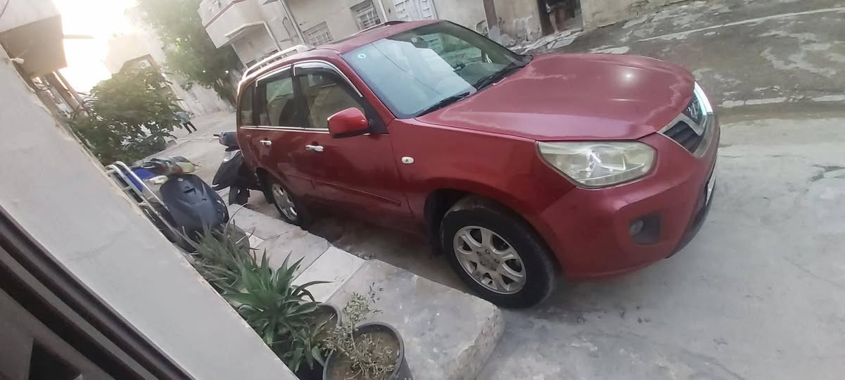 السلام عليكم شيري تيكو موديل ٢٠١٢ رقم بغداد بأسمي محرك ١٨٠٠ كير كهربائي تبريد شغال كهربائيات كلهة شغالة الجام والسلايد يصعد بالريمونت ماشية ٧٤ الف كم تخم تاير بيهة طخة بالجاملغ الخلفي الايمن وشوية من باب الجنطة ومصلحة ومصبوغة بيهة خياسات بسيطة بالباب الامامي وشوية بالدوسة السعر ٥٥ وبيهة مجال للاستفسار الاتصال على رقمي وبي وتساب
*********** علي الخفاجي
