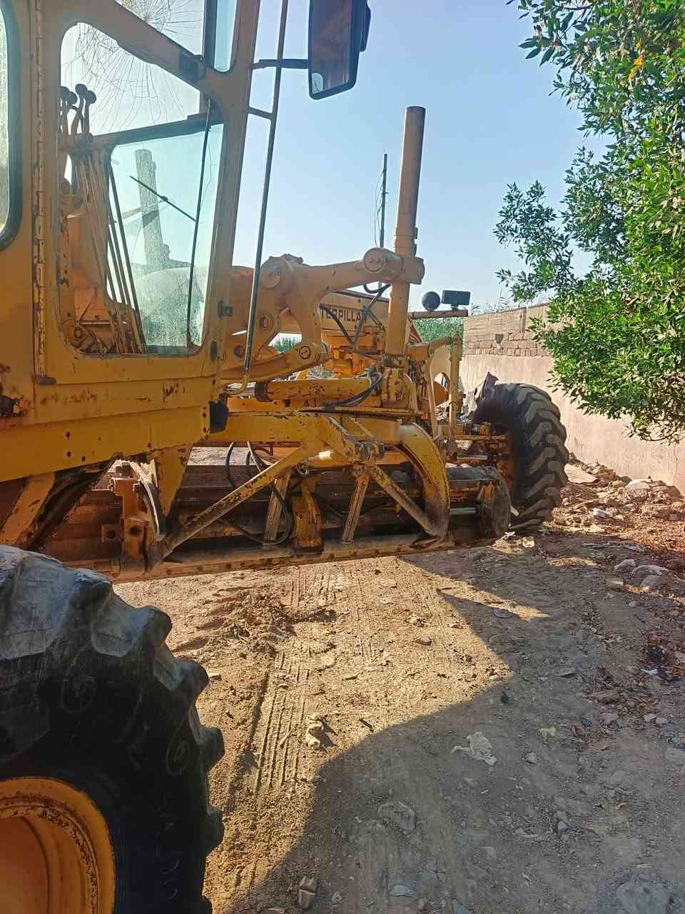 كريدركتر بلر موديل 79 محرك بخاخ بم طويل تخم تاير رقم واسط بسمي لاستفسار *********** واتساب
