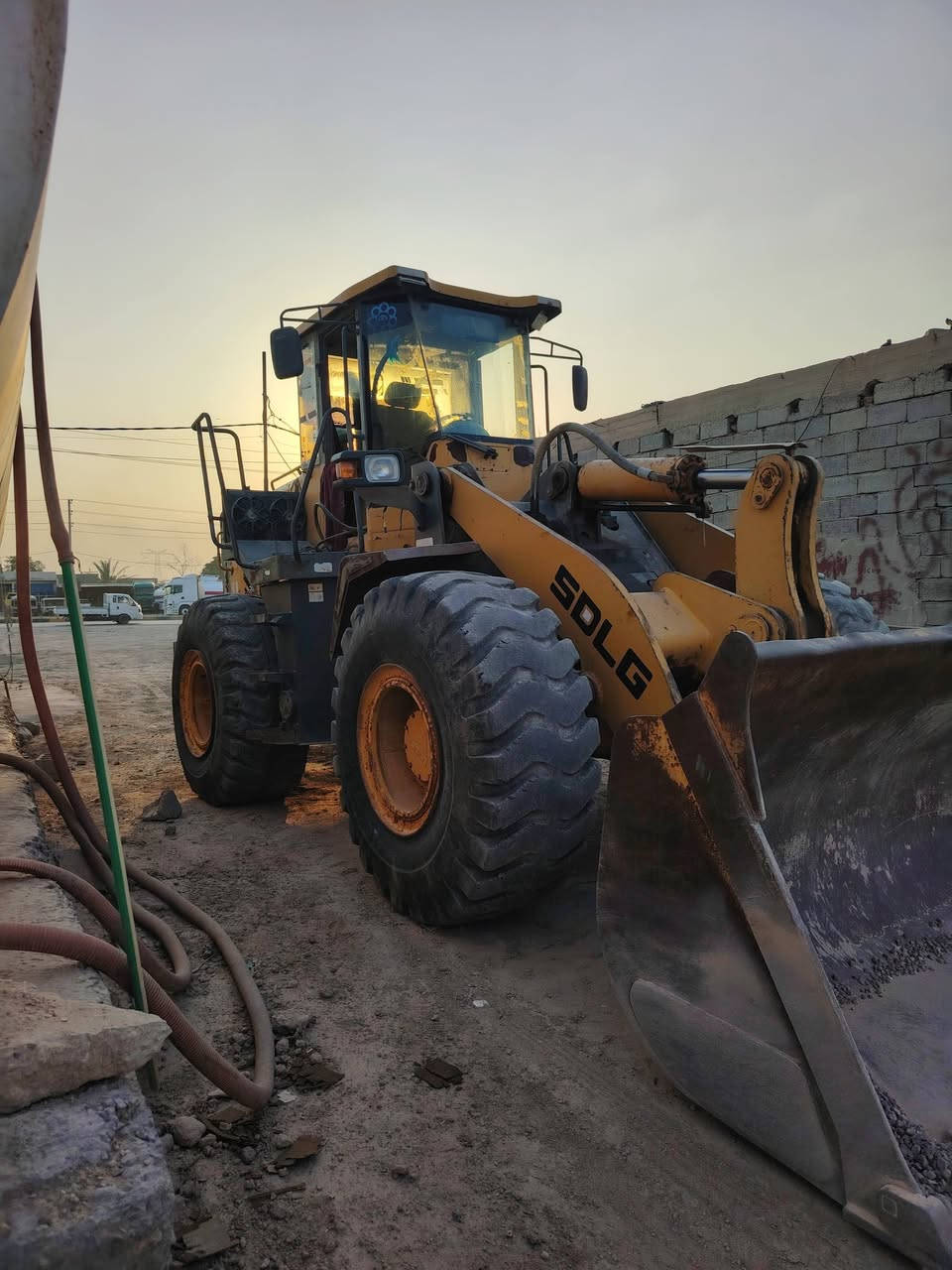 سلام عليكم لبيع شفل ال جي موديل 2013 مكينه كتر ٦ حجم 53 مكان بابل حصوه سعر 190 بيهه مجال رقم ***********
