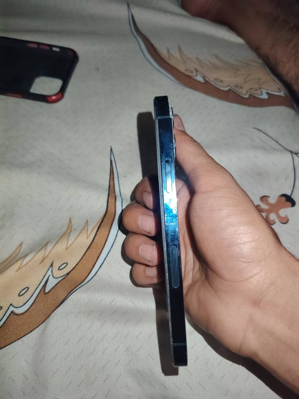 12 برو للبيع ***********
