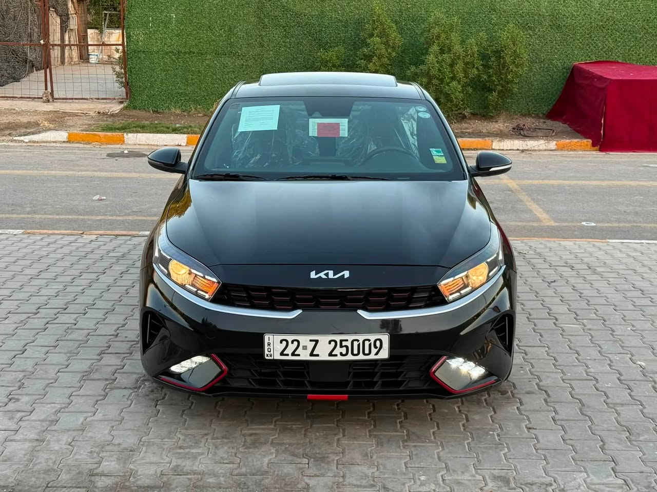 السلام عليكم 🙋‍♂️ ‭***********‬
( 🔥 السياره  فوول للاخير لا تقارنه بعاديه 🔥)
كيا فورتي 2024 امريكي جيتي لاين GT LiNE 
1/1 محرك 2000 ..ضرر واضح بل منشور 
جاملغ وباب وحافة البنيد 
❌ بدووون ايرباك جميع الايرباكات سليمه ❌
بدون دواخل لغد شاصي بدنه براكيت راديترات تبريد كله بلادي حادث صاير جانبي مو بل بجم
فقط هذا الحادث الباقي مكفول ماشيه 19 فقط 
رقم اربيل جديد هزه فحص سنويه لحد 2031
تريد وكاله او تحويل موجود
مواصفات جيتي لاين فول 1 / 1 

🔹 محرك 2000 DOHC دوش المرغوب
🔹فتحه ( سلايد روف )
🔹 بصمة تشغيل + أبواب + جنطة
🔹 تشغيل عن بعد⚡️
🔹 جنطة ذكية تفتح عند الاقتراب🚶🏻‍♂️
🔹 كشنات جلد كهرباء مختمه GT 
🔹 كشنات  تبريد🔵 / تدفئة 🔴
🔹تبريد خلفي❄️
🔹 شاشة لمس كبيره 9 انج 🔹 
تدعم  Auto Android + CarPlay 📍 GPS
🔹شحن تلفون 📲 لاسلكي
🔹سماعات🔊 سستم harman/kardon
🔹 رادار أمامي + خلفي + جانبي
🔹 نظام النقطة العمياء ⚠️
🔹 تحديد مسار + سياقة ذاتية 
🔹 توقف عند الاقتراب🚫
🔹 كامره خلفيه
🔹لايت + كشاف LED
🔹 بك لايت LED
🔹 تحكم كامل بالستيرن
🔹 كروز مثبت سرعه 
🔹 3وضعيات قيادة Smart/ Sport/ Normal)
🔹نظام Auto Hold
🔹هاند بريك بصمه ⚡️
🔹ا  ABS + مانع انزلاق                                  
🔹 حساس ضغط إطارات
🔹 منافذ USB / AUX / 12V
🔹 ويل كب 17 كروم
🔹دوسات جانبيه ودعاميه GT
⸻السعر 159
رقمي ‭***********‬
