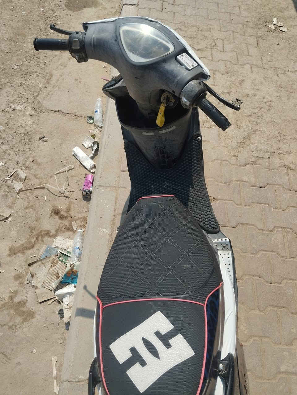 هدراجه ماكس عدله نضيفه مجفته مره وحده غراض اصليه مال تفصيخ ع فحص دراجه كامله سلف هندر كهربائيات من كلشي السعر خاص او تواصل ع رقم*********** او مراوس مع فراشه وفرق
