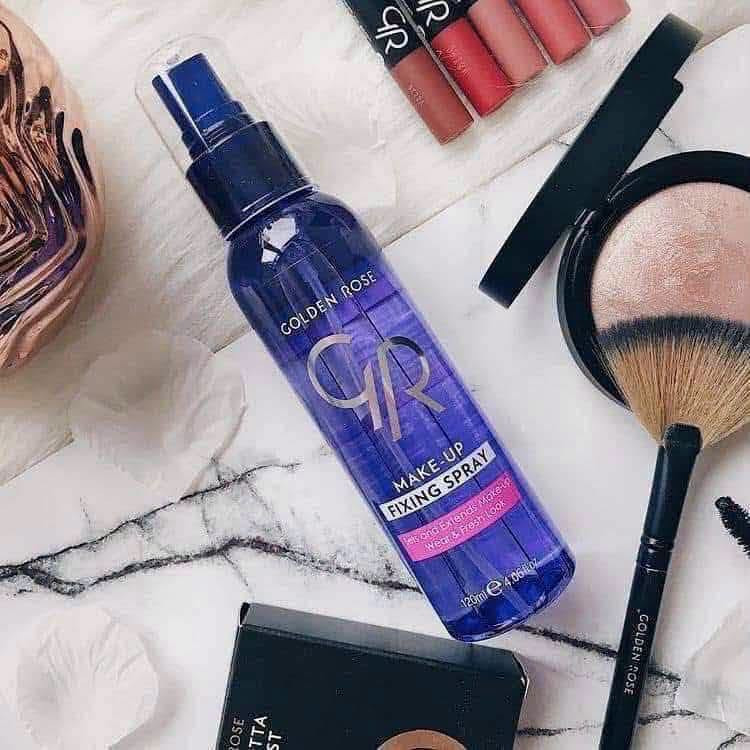بخاخ مثبت مكياج من كولدن روز
#FIXING_SPRAY_Golden_Rose

✅بخاخ مثبت مكياج من كولدن روز

✅هالسبري كلش لطيف ومثبت للمكياج جربته وشفت فعاليته كلش حلوة ومكياجي ثبت ليوم كامل وبدون سيلان وسعره مناسب جدآ السبري خفيف كلش  على البشرة 

✅تستخدمي عن بعد ٢٠ سم وتغلقين عيونج وتبخين منه بختين او 3 والحلو بي يجف بسرعة وميخربط المكياج ابداً. 

السعر القطعه  عرض خاص 3000

‎العنوان / موصل سومر داخل فرع الحمداني مقابل سنتر بنت الاصول 
‎

***********
***********
***********
