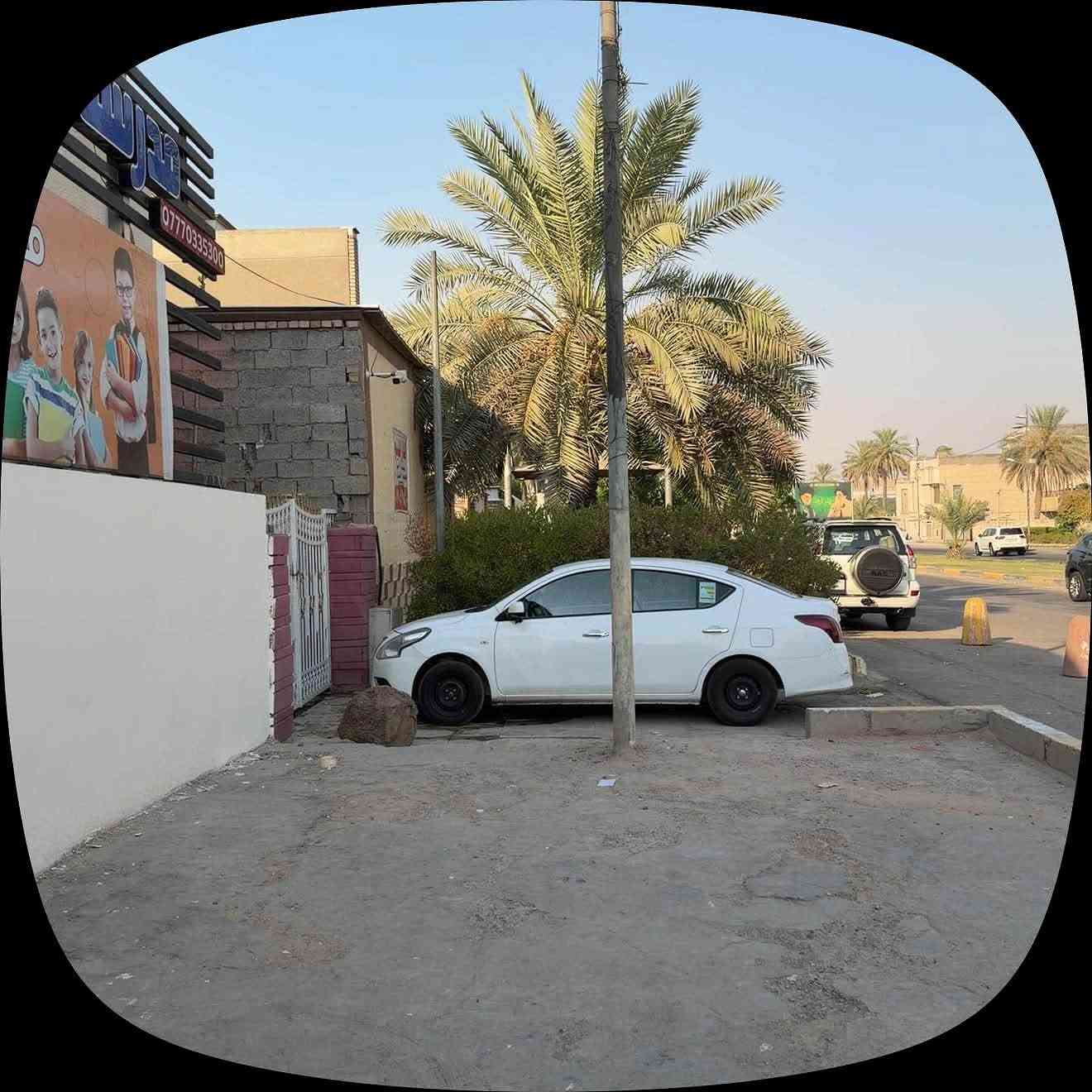 نسيان سني موديل 2020 سياره حلوه ونضيافه رقم جديد هزه 2027ماصرلها شهر من هزيت سياره تخم تاير جديد ***********مكان سياره بغداد مدينه الصدر

نص مكتوب في الصور:
- تبعيي