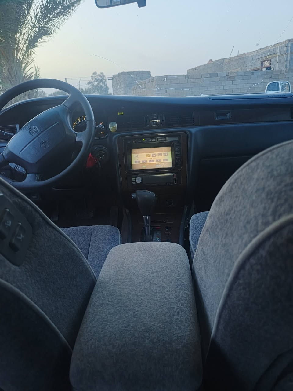 كراون راس ثور • ٢٠٠١ • بلاديه اصل