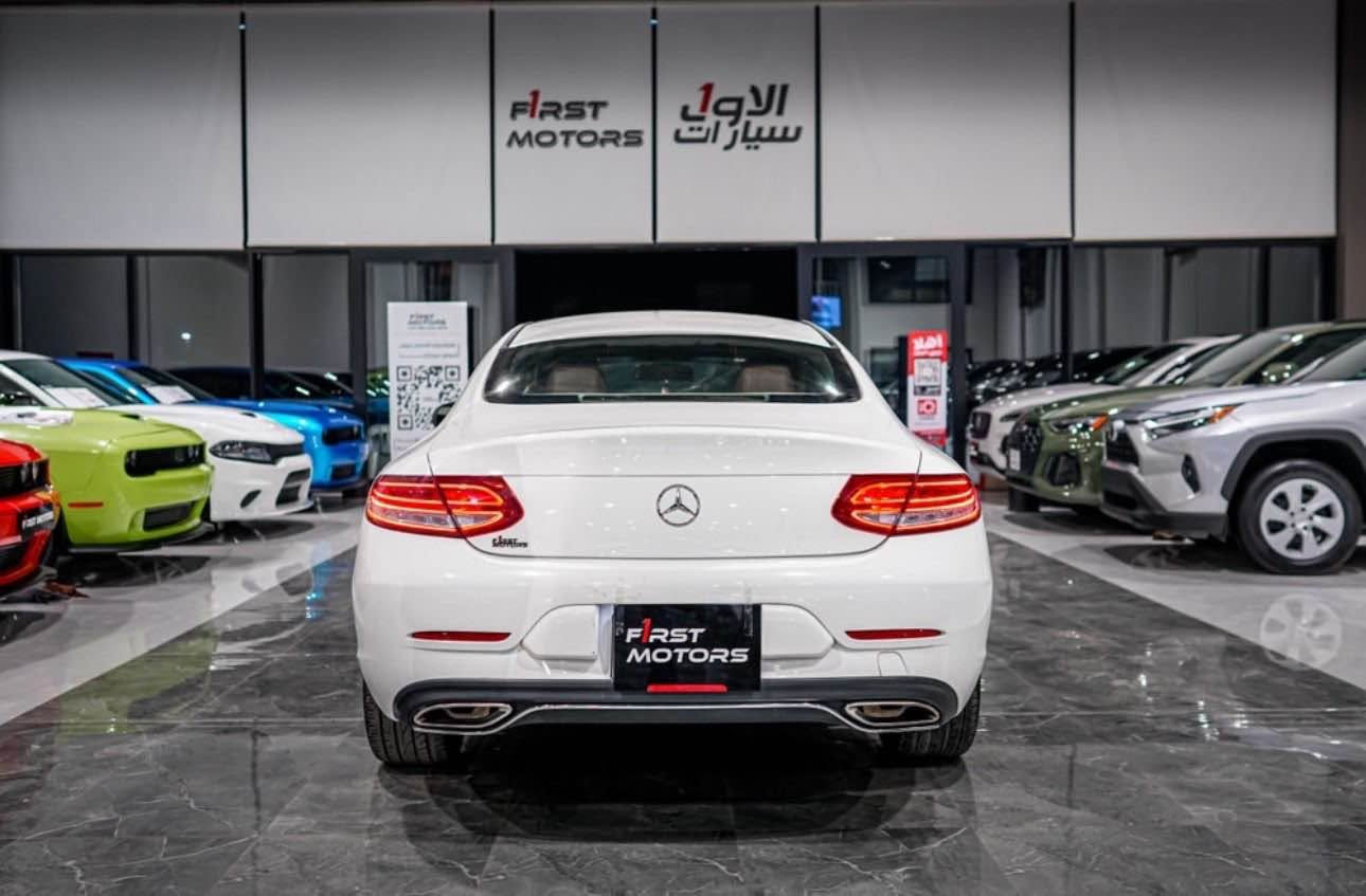 Mercedes c class coupe 
مۆدێل2017 
66مایل ڕۆشتیە 
2شوێن تعدیلی هەیە 
￼نیو بۆنیت بۆیاغ
185 وەرەقە 
*********** أربيل, العراق
