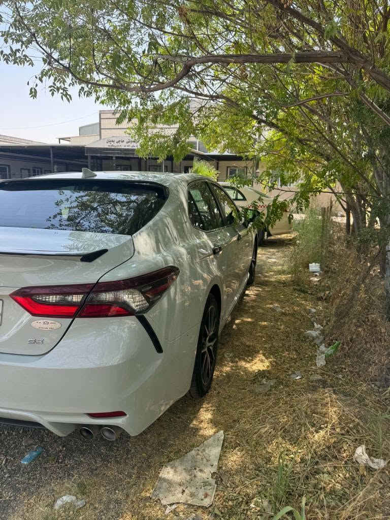 تویتا کامریی 2023 رەنگ سمنتی مەرغوب مواسە فات se رادار سئ مۆدیی لێخورین sport /eco/normal/ گیر لە سوکان  کارپلە یی شاشە گەورە دووپارجە بۆیاخ تۆزەک ژووریی گرتیە سعر 177$
*********** أربيل, العراق
