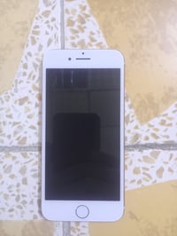 ايفون ٨ جي سعر ٦٥ ألف كلشي شغال تواصل واتساب 07721300182