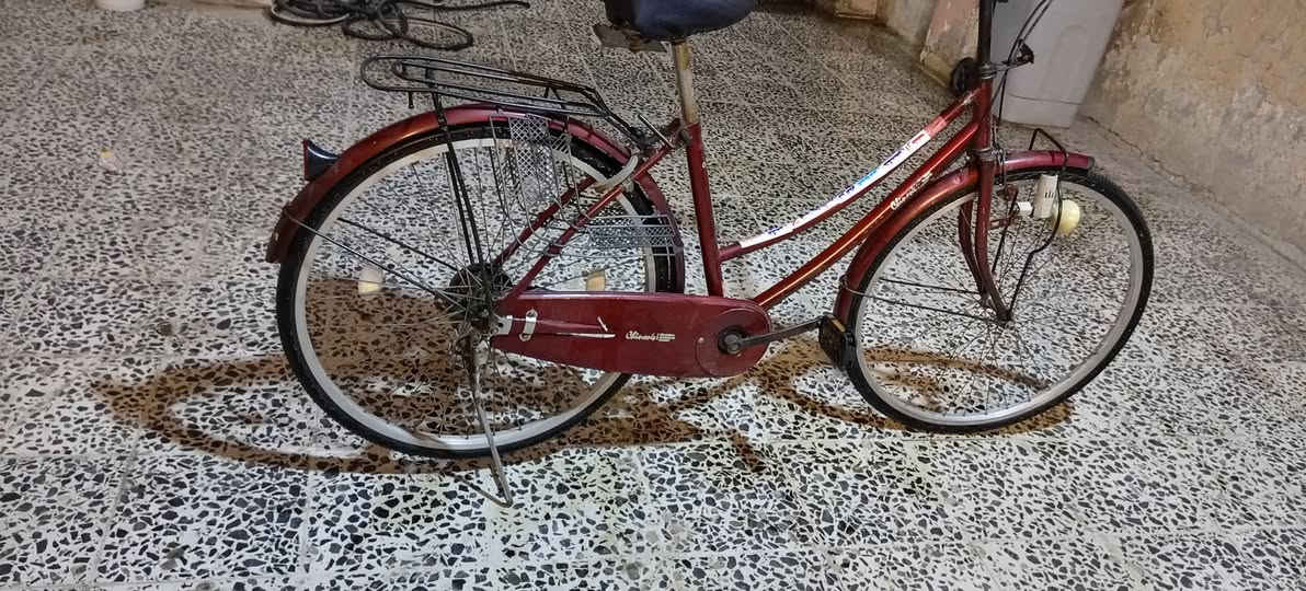 اي سلام عليكم بايسكل للبيع حجم ٢٦ بايسكل نظيف مال باله جديد حيل نظيف مكاني فلوجه حي نزال الاتصال على الرقم اومراسله الصفحه *********** //***********
