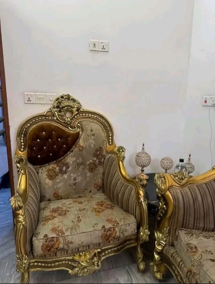 كنب • زان مصري • مستعجل