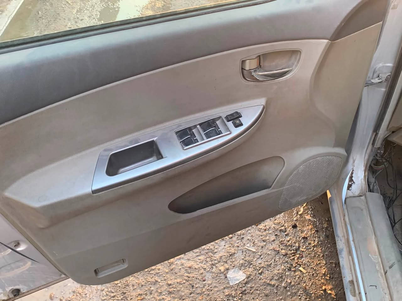 السلام عليكم 
BYD
تفاصيل اول صوره
لحد يواعد ويكلي دزلي موقع وميجي 
سياره سعرهه قفل 24 تحويل مضمون 100/100
رقم بغداد 
عنوان قرب ساحه عدن 
***********
