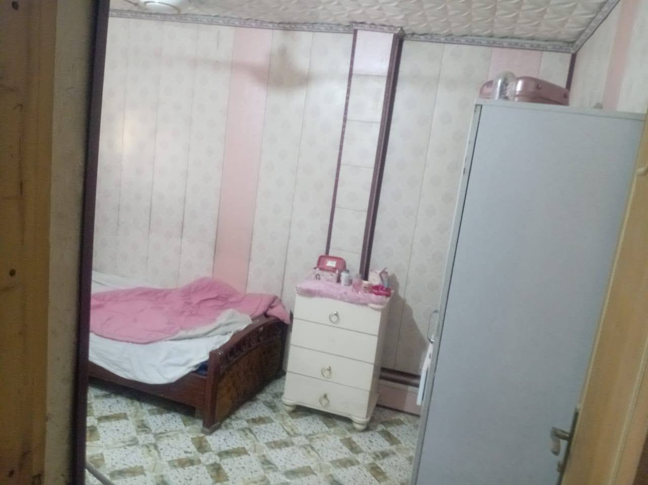 السلام عليكم 
دار للبيع مساحه 252متر طابو صرف موقع الدار بلشاوي طابقين قريب جدا على الشارع الشاوي الاستفسار اكثر ***********
