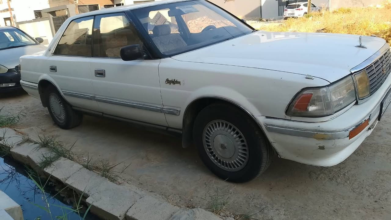 السلام عليكم هارتوب سيدان موديل 1989 كير محرك بطة 2500 كهربائية كلها شغالة كير محرك شرط طخم تايرات جديد طخم خلفي امامي جديد سيارة ماتصرف عليها دينار السعر (48 )ورقة كتبت السعر خاطر لاتكول وين السعر الشراي يخابرني والرزق على الله لحد يكسر بحلال العالم رجاء 

***********
