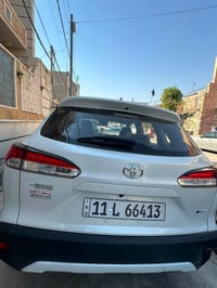 كورلا كروس • هايبرد • ٢٠٢٥