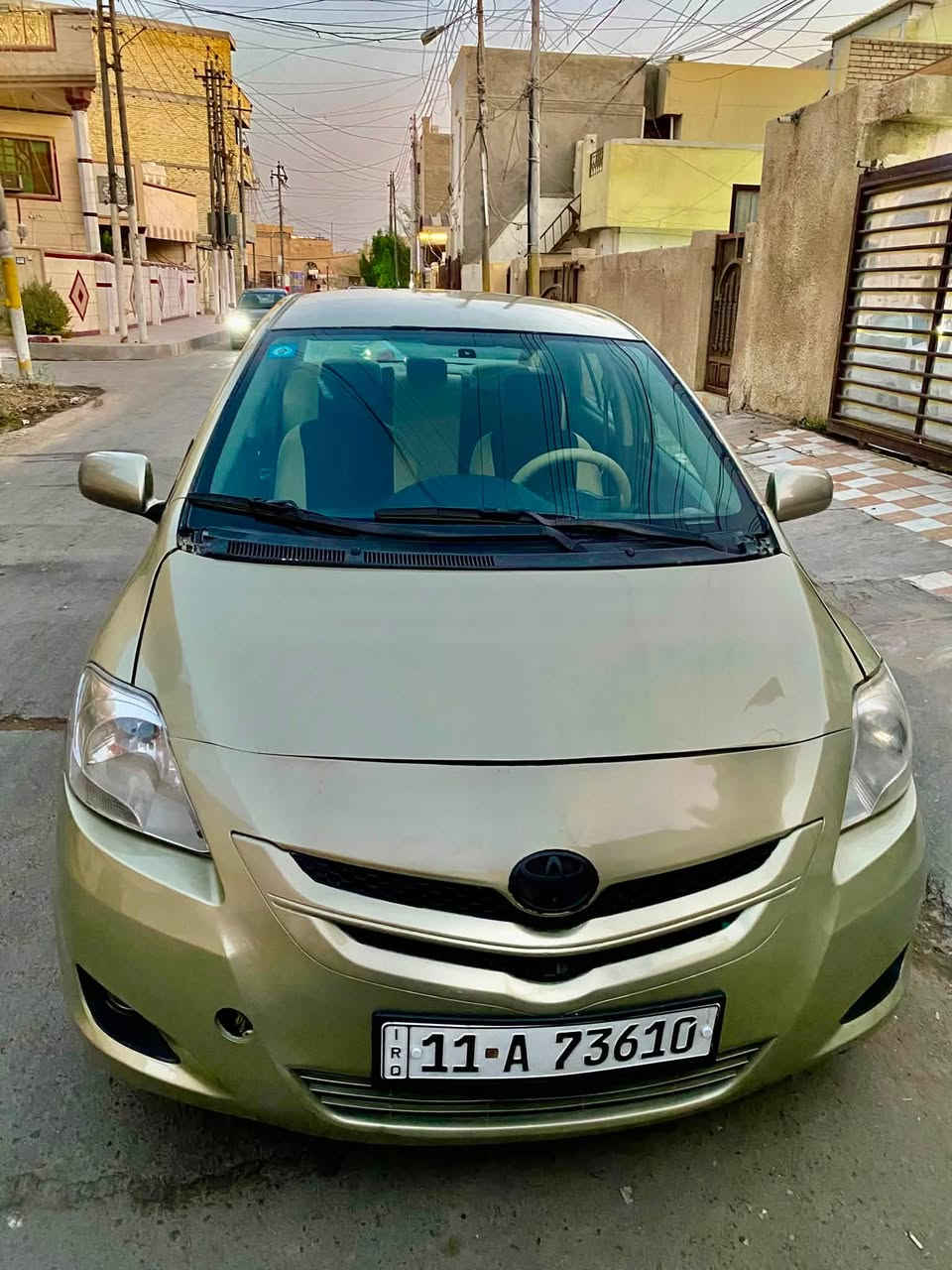 تويوتا يارس ٢٠٠٨ رقم بغداد انكليزي مكينه ١٥٠٠ جديدة
صبغ عام جماليه بدون ضربه وصور قبل الصبغ موجوده 
سيارة جديده تخم تاير وباتري ومكينه وليتات امامي خلفي واشاير سيارة متعوب عليهه وبالعافيه على الياخذهه مكانهه بغداد حي الجهاد 
سعرهه ٥٨ وبيهه مجال بسيط 
***********
