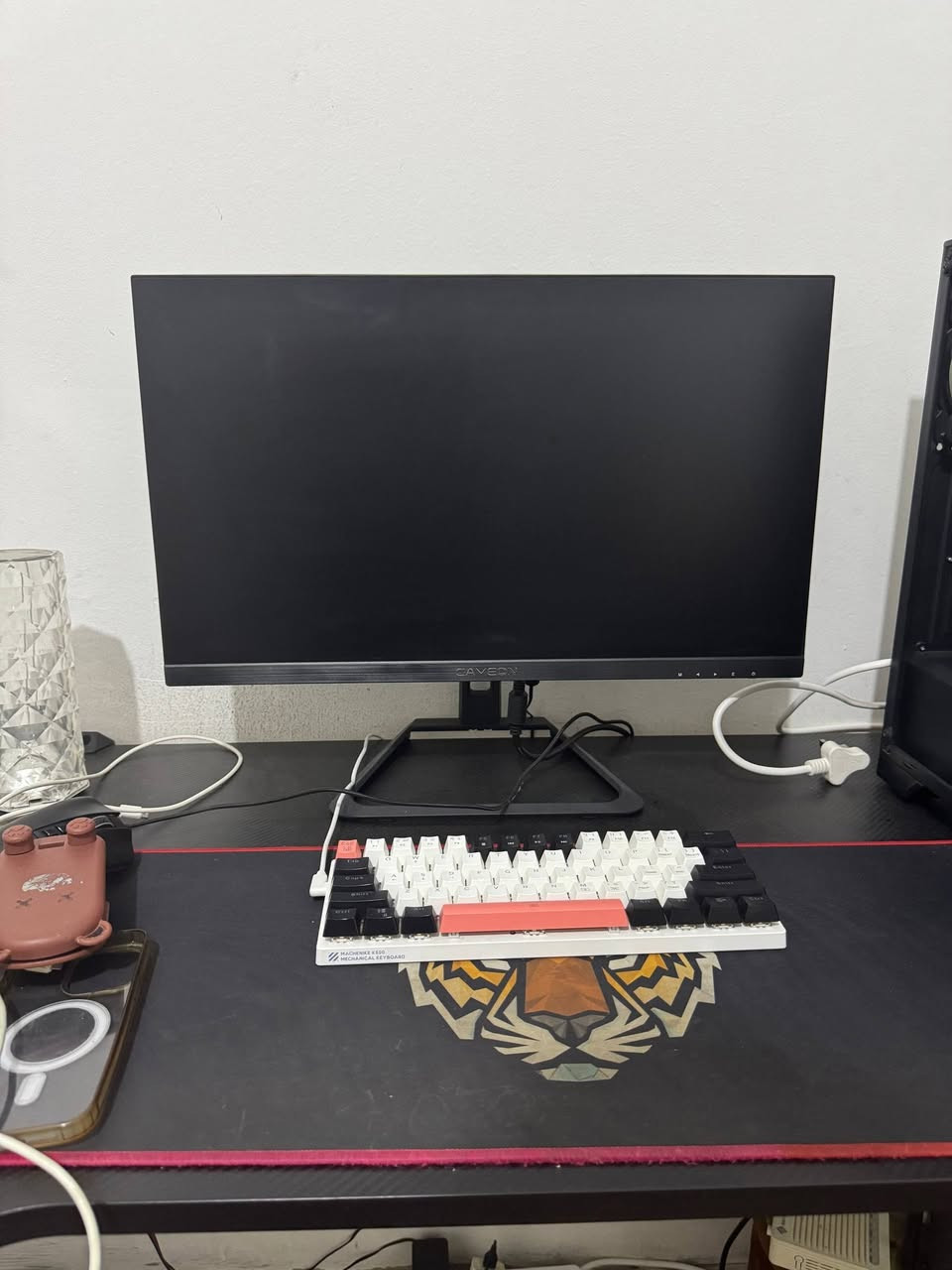 تجميعة pc مع شاشه 
للبيع
المعالج I5 8500
كرت الشاشه Gtx1650 zotac
مذربورد asus B360m
رامات 16 2666 2*8 من شركه Crucial
التخزين m.2 128 transcend
التخزين ssd 128 kingston
التخزين hdd 1t
باور سبلاي 550w Zalman bronze 80
مبرد هوائي من شركه كولر ماستر
كيس من شركه xigmatek 4fan
 ---
الشاشه game on
165hz
1ms
Full hd
Ips
السعر 550 الف وبيها مجال حك الجيه مكاني بغداد
للتواصل *********** .❤️
