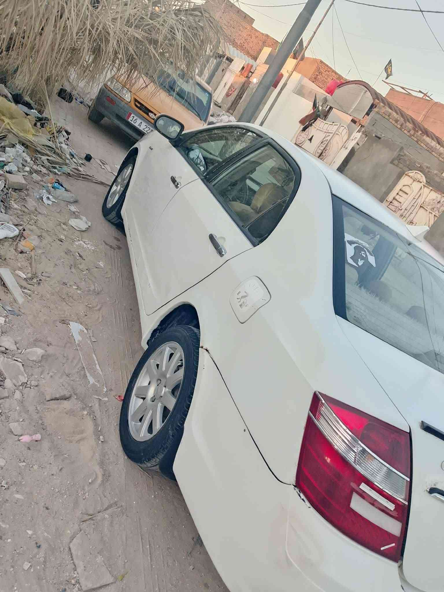 سلام عليكم جيلي موبل موديل ٢٠١٣ مكينه كير حداديه نضيفات تخم تايرجديد سنويه٢٠٢٩بسمي سياره جاهزه من كلشي السعر 42 وبيها مجال مكاني الديوانيه حي العسكري قرب مدرسة العراق ممكلف بالنشر اتصل على الرقم ***********
