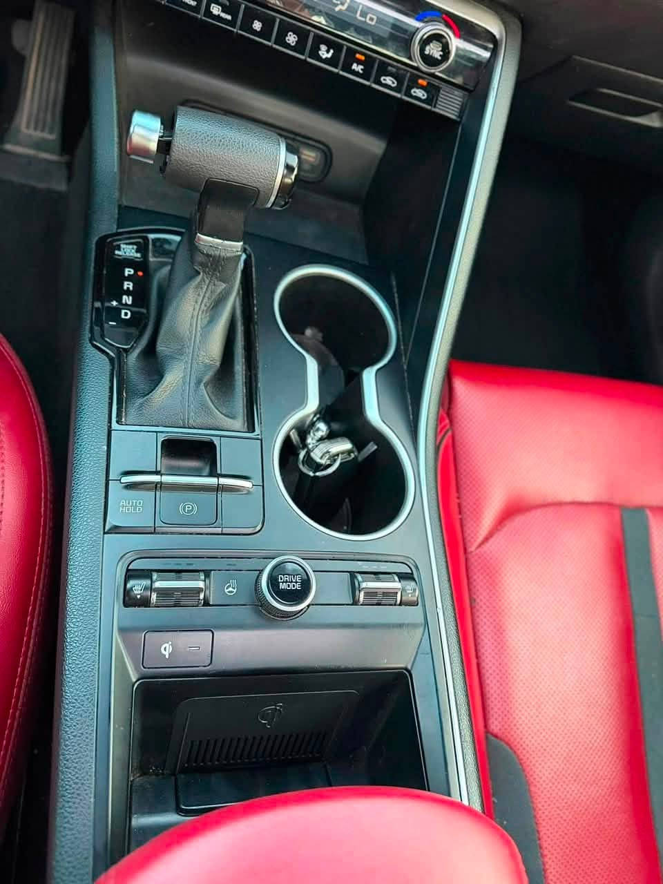 بسم الله الرحمن الرحيم 

سعر بلاش جوه سوك 149 ورقة قفل قفل 🔏🔥🔥👋🏻

Kia k5 gt line 2022 …4wheel drive 

ماشية ٤٧ الف ميل 

ملاحظة// جاملغ بونت صبغ ارباك برده + ستيرن طاك ❌

محرك ٤ سلندر توربو ١٦٠٠ ممفتوح برغي 

مواصفات ١/١ جيتي لاين ١/١ داخل احمر 
بانوراما. كشنات جلد و كهرباء. كشنات تدفية. داخل احمر. شحن موبايل 📲. فور ويل درايف. ويل كبير. رادار. بصمة. 

محرك گير مكفول 
صدر حداديه تبريد جاهزه 

مكان سيارة اربيل// *********** ☎️☎️
