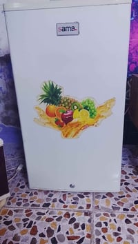 ثلاجه للبيع سعر 75 وبيها مجال نظيفه كلشش مكاني الزعفرانيه  رقمي بي وات...